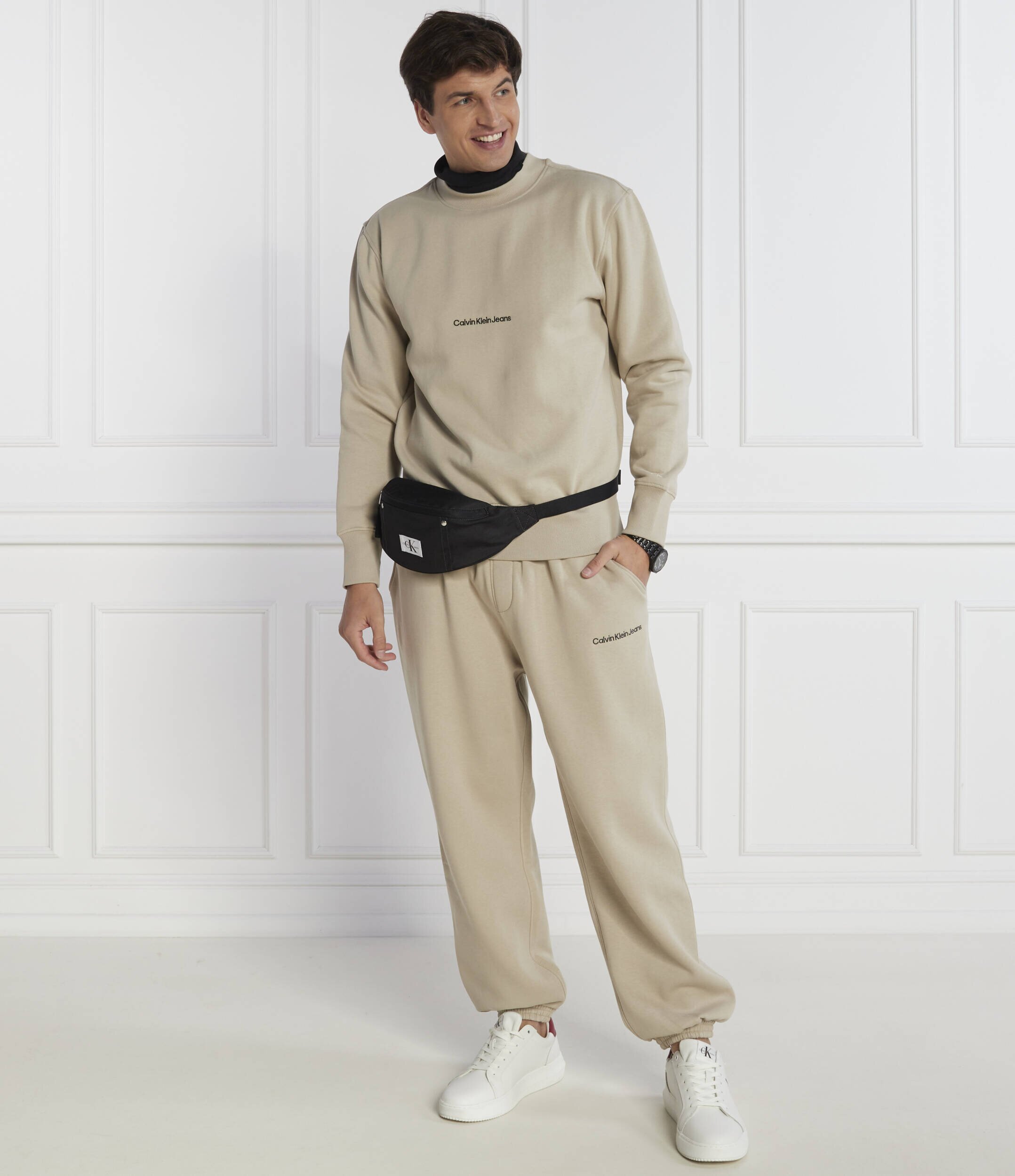 Calvin Klein Jeans Hanorac INSTITUTIONAL CREW NECK | Relaxed fit