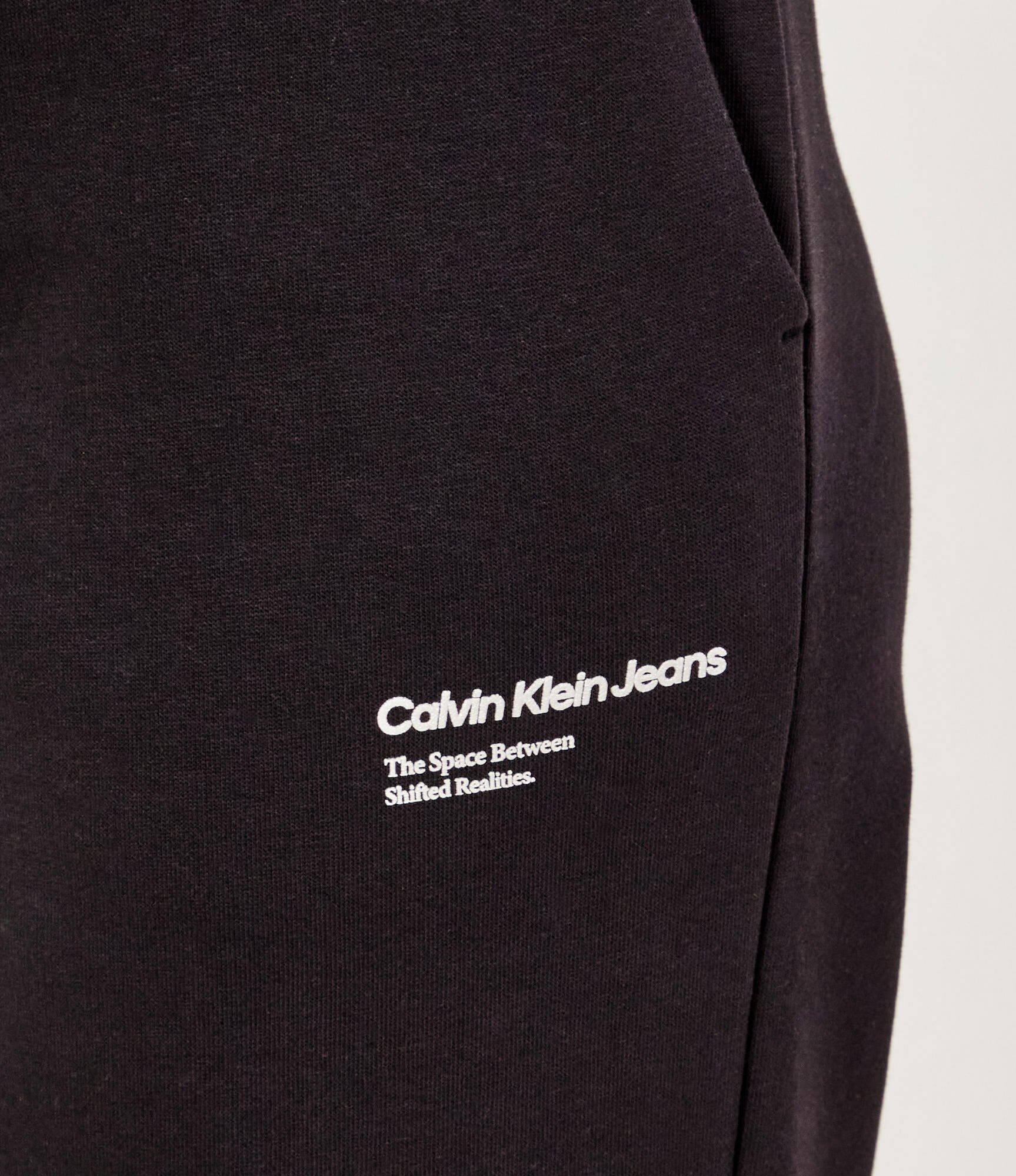 Calvin Klein Jeans Pantaloni de trening GALAXY PRINT | Comfort fit