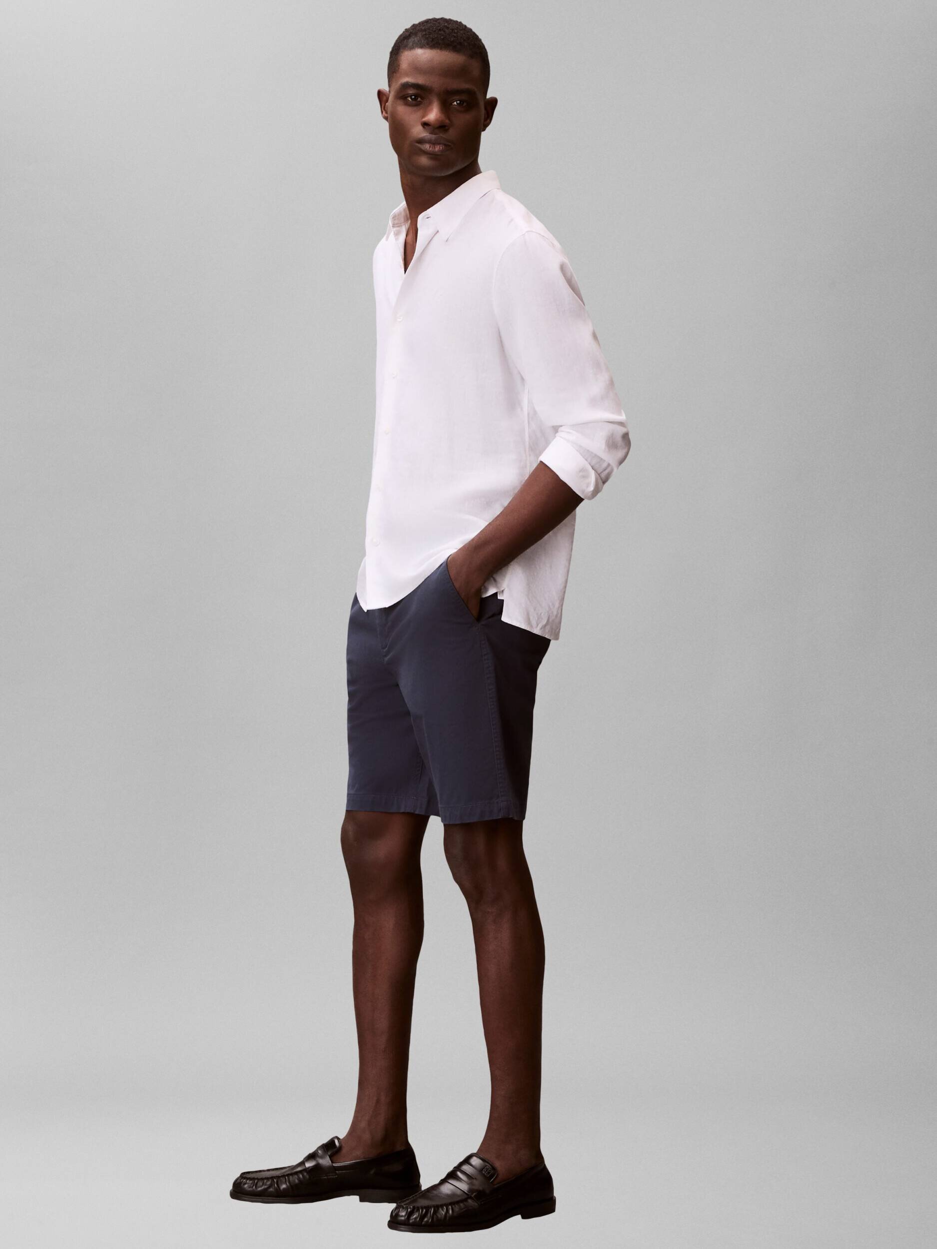 Calvin Klein Jeans Pantaloni scurți chino | Straight fit