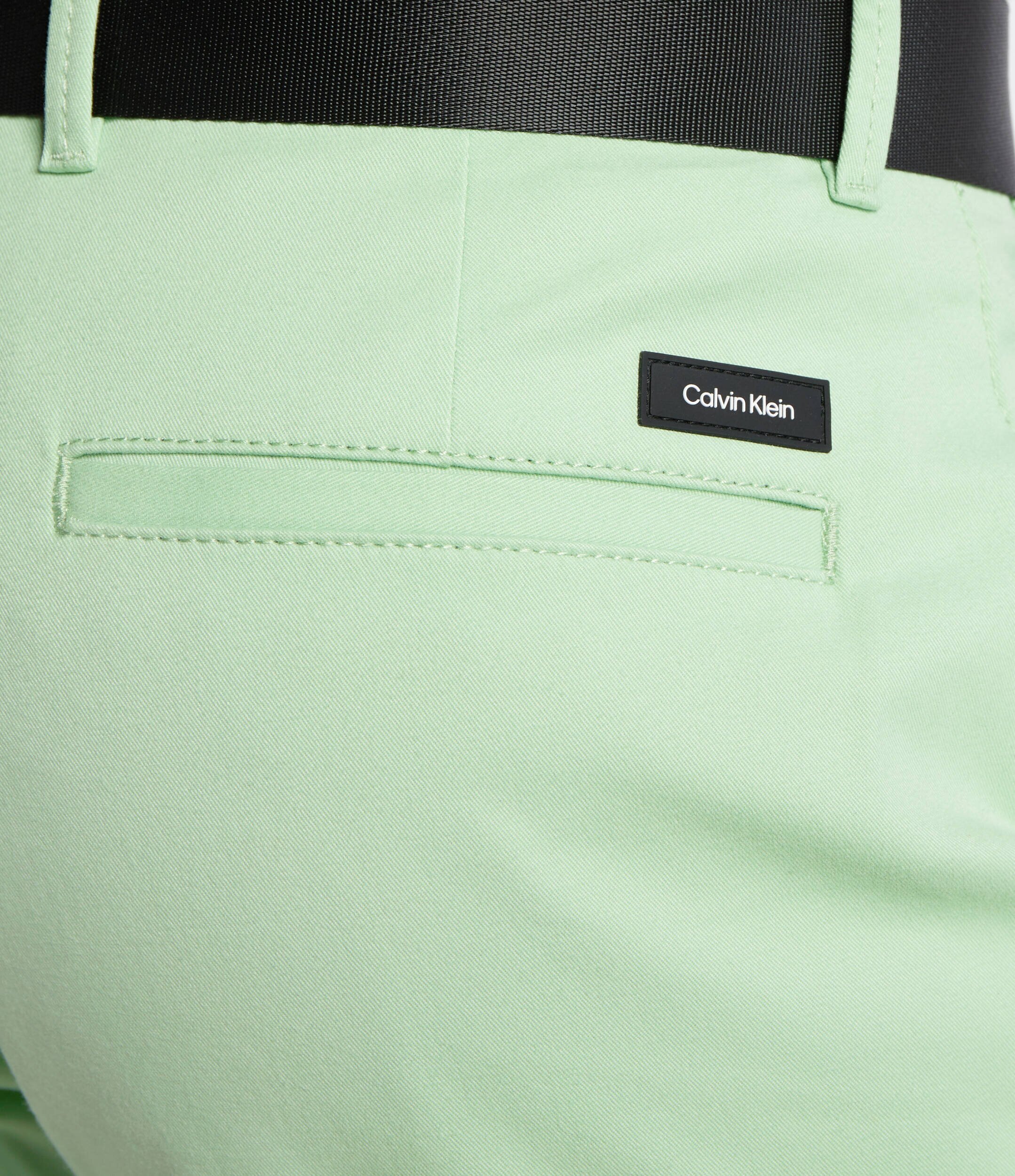 Calvin Klein Pantaloni scurți chino + curea MODERN TWILL | Slim Fit