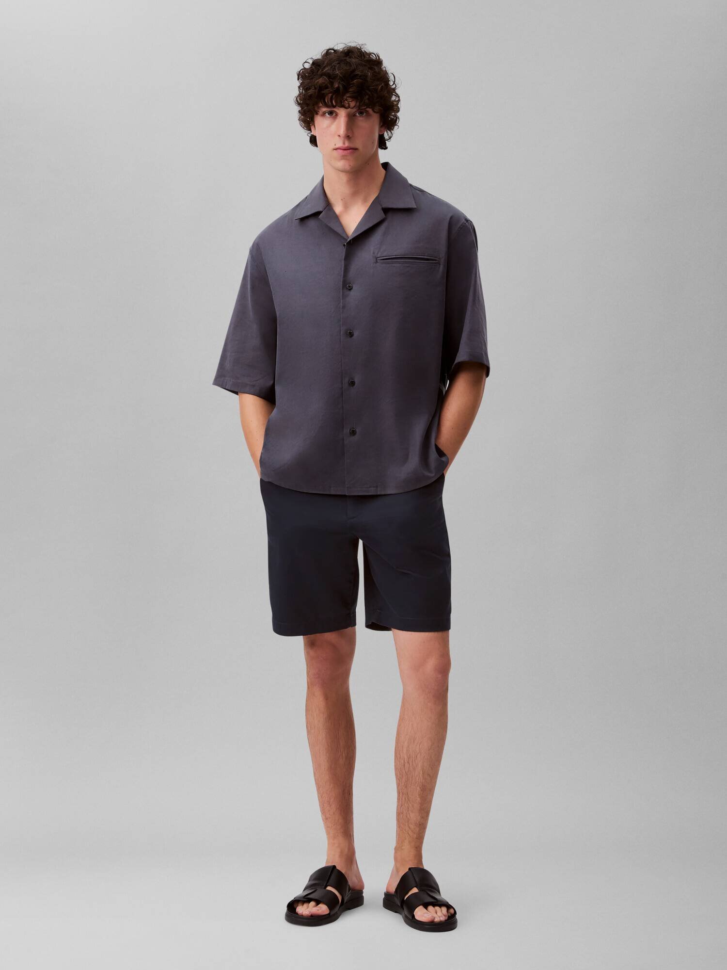 Calvin Klein Pantaloni scurți chino | regular fit