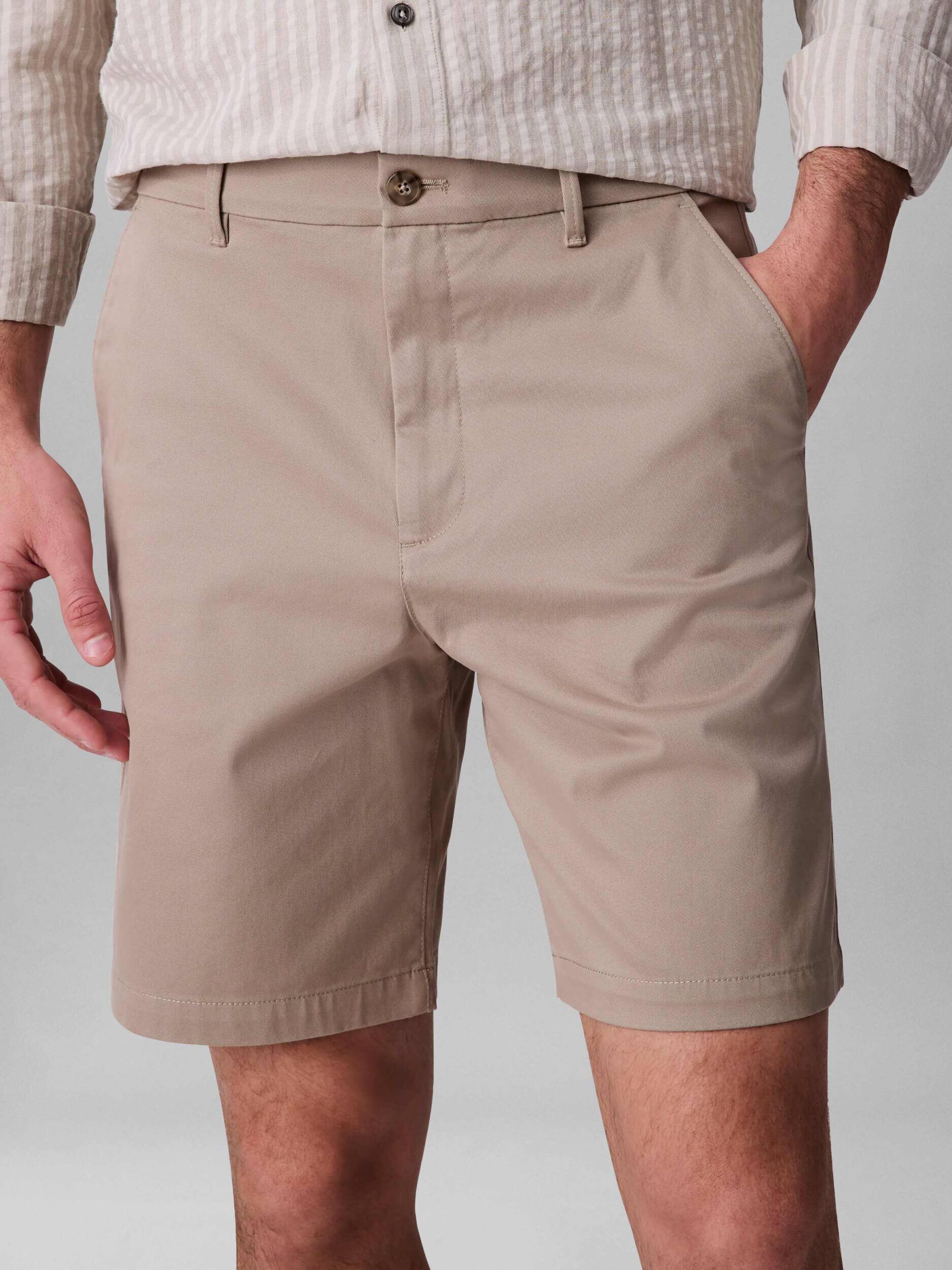 Calvin Klein Pantaloni scurți chino | regular fit