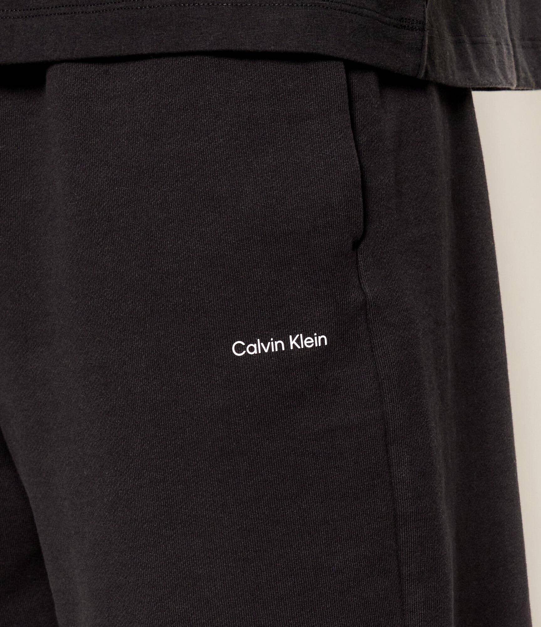 Calvin Klein Pantaloni scurți NANO | regular fit