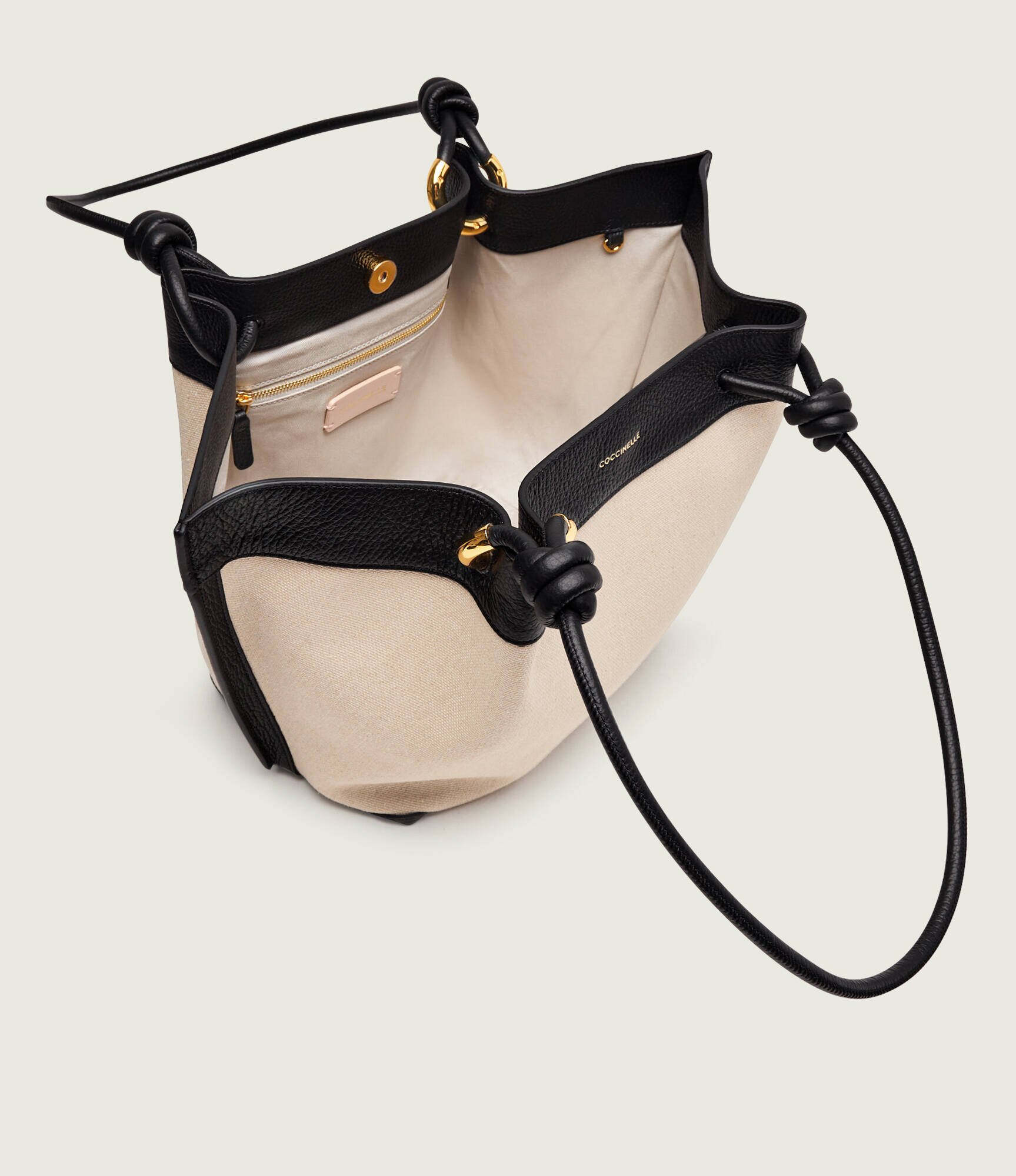 COCCINELLE De in geantă shopper Finn cu adaos de piele