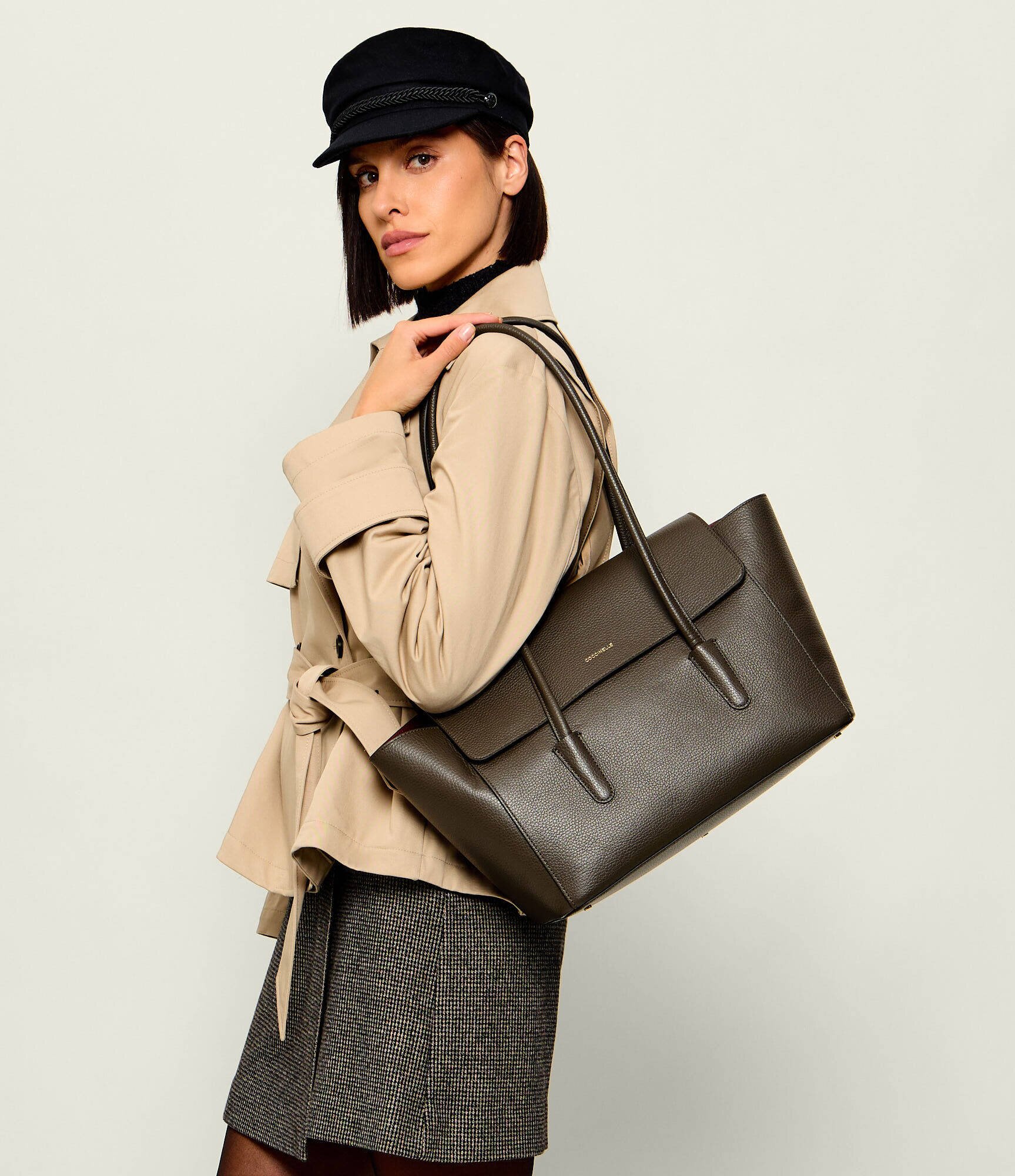 COCCINELLE De piele geantă shopper 4w1 Double Beat
