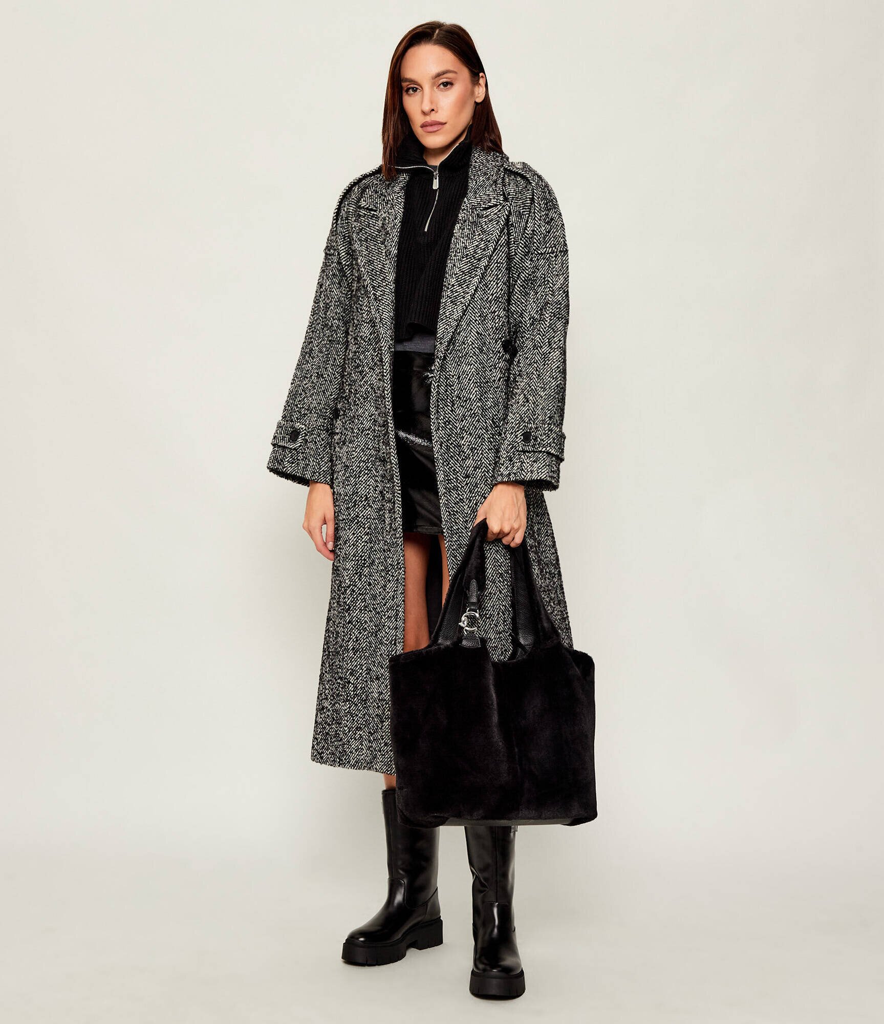 COCCINELLE Geantă shopper C-Easy | shearling cu adaos de piele