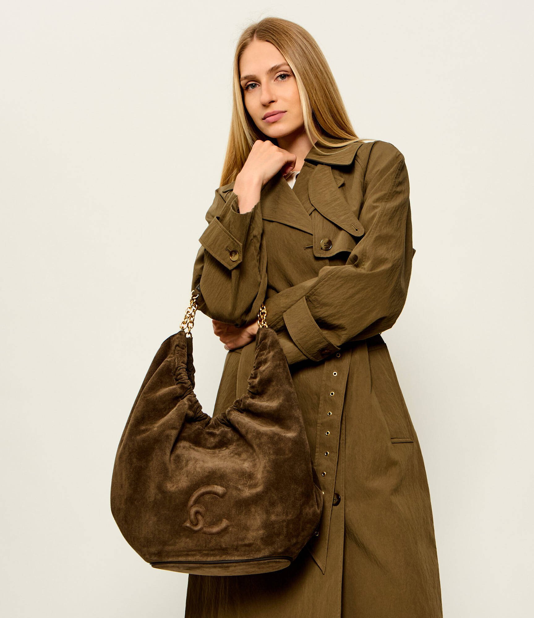 COCCINELLE Geantă shopper Smash | piele întoarsă