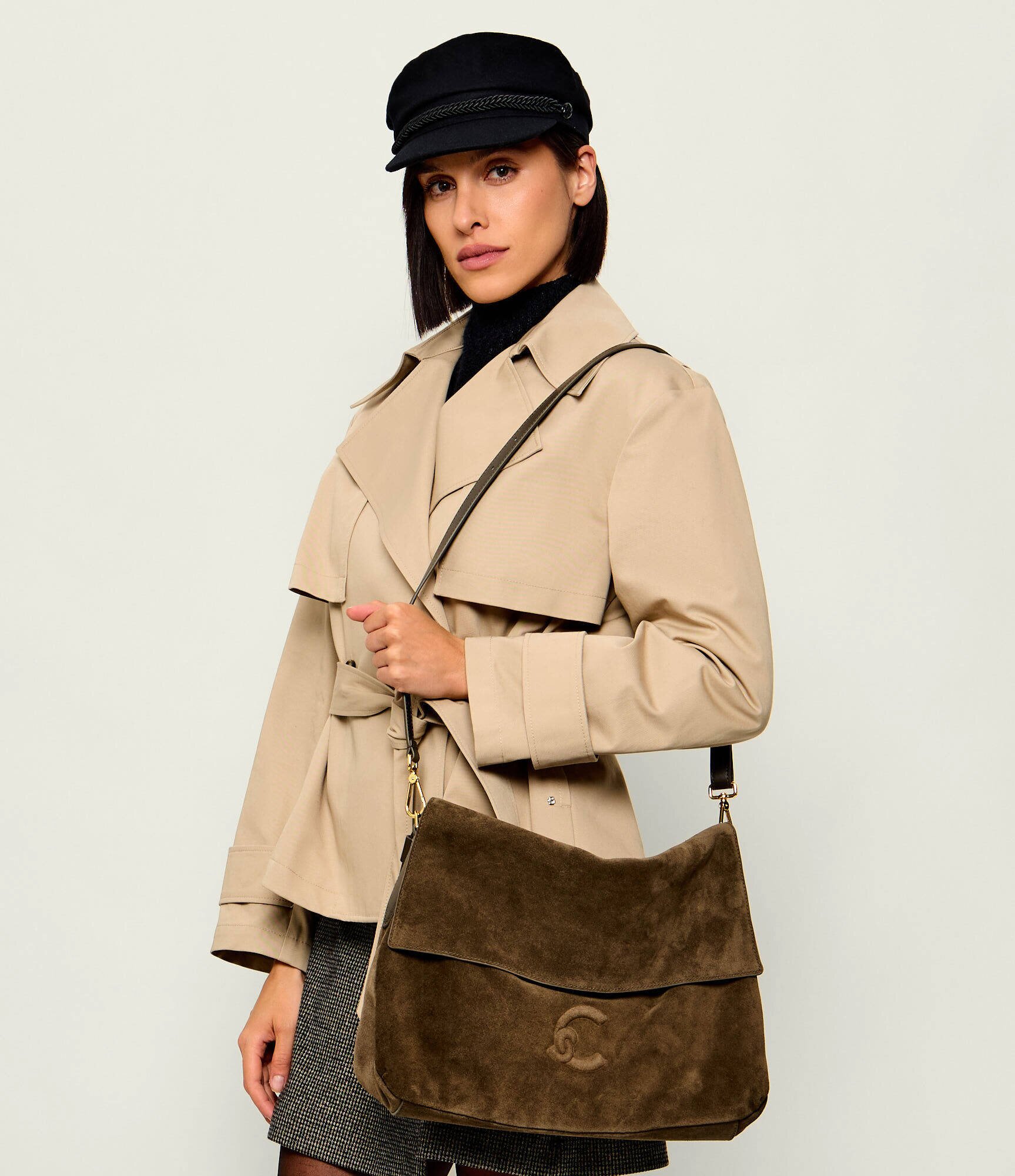 COCCINELLE Geantă tip sac Lidia | piele întoarsă