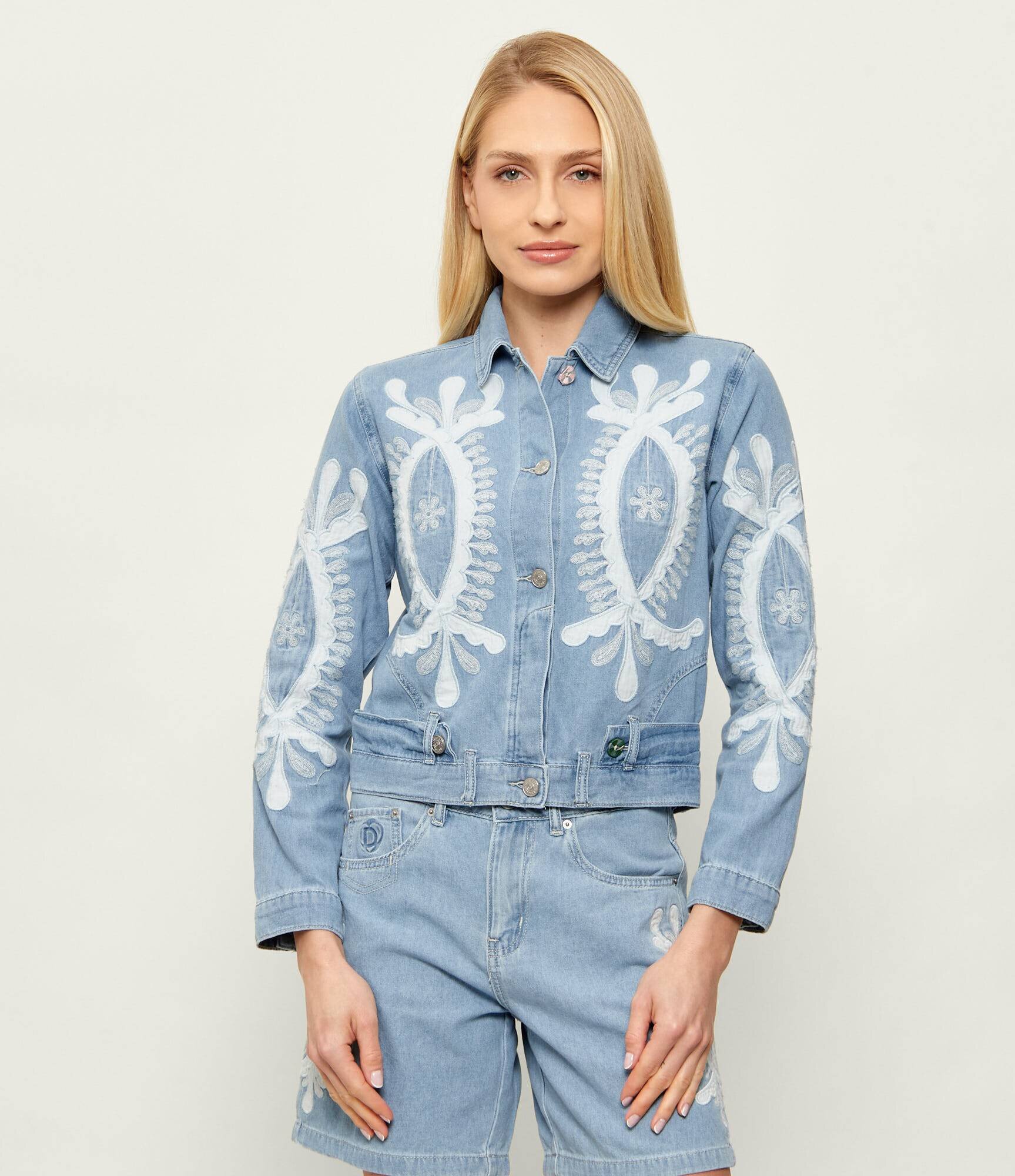 Desigual De blugi geacă CHAQ_BORDER | regular fit
