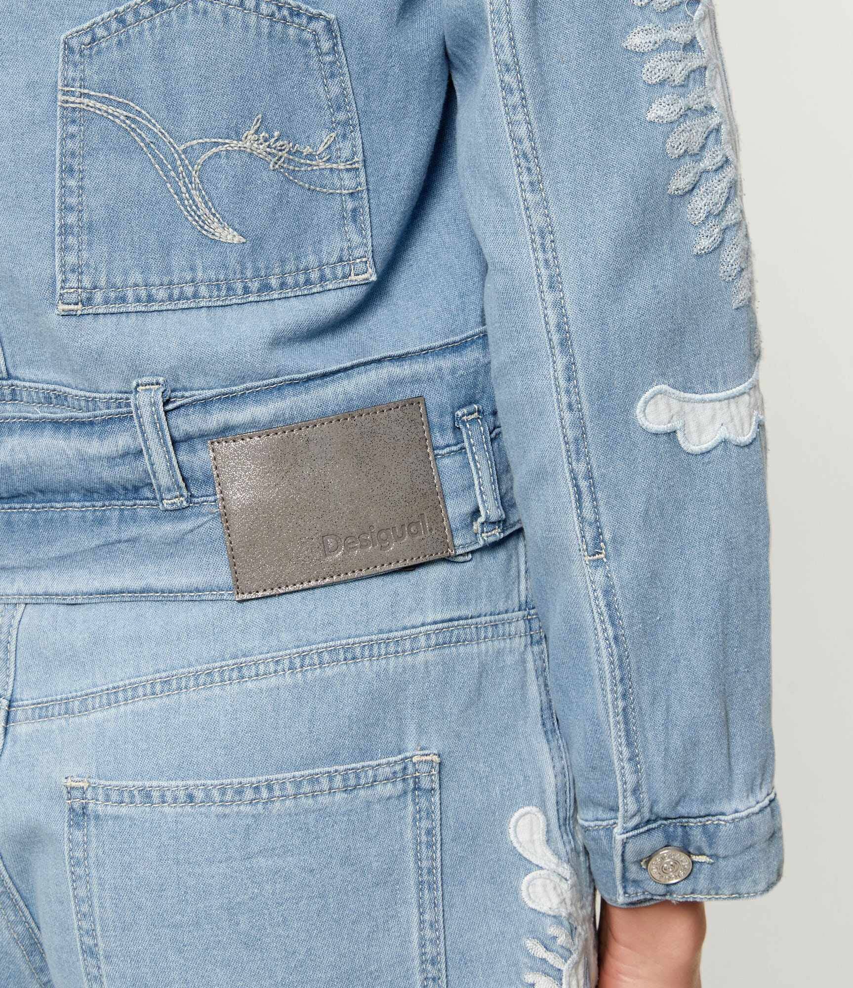 Desigual De blugi geacă CHAQ_BORDER | regular fit