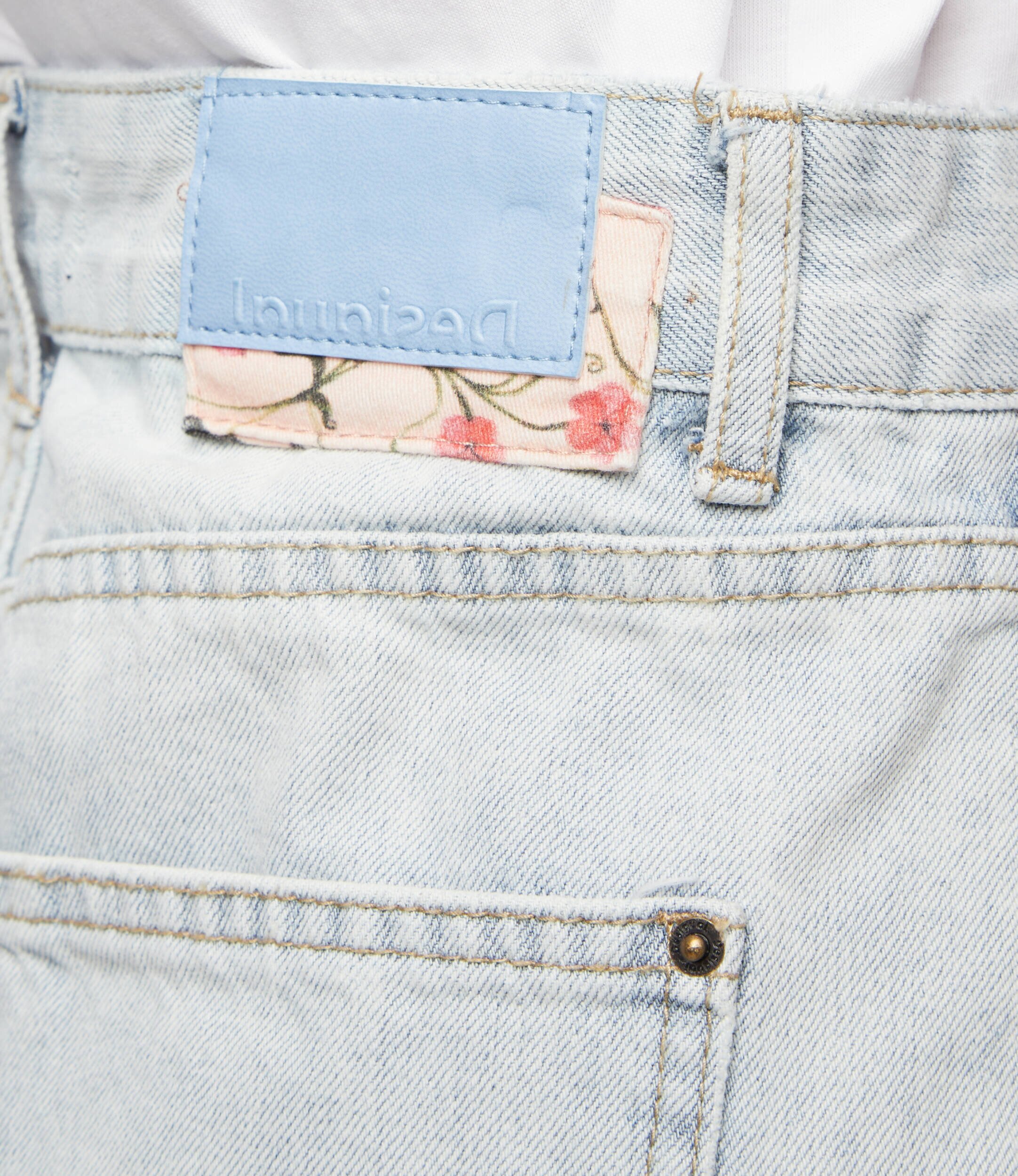 Desigual Pantaloni scurți CARTAGENA | Regular Fit