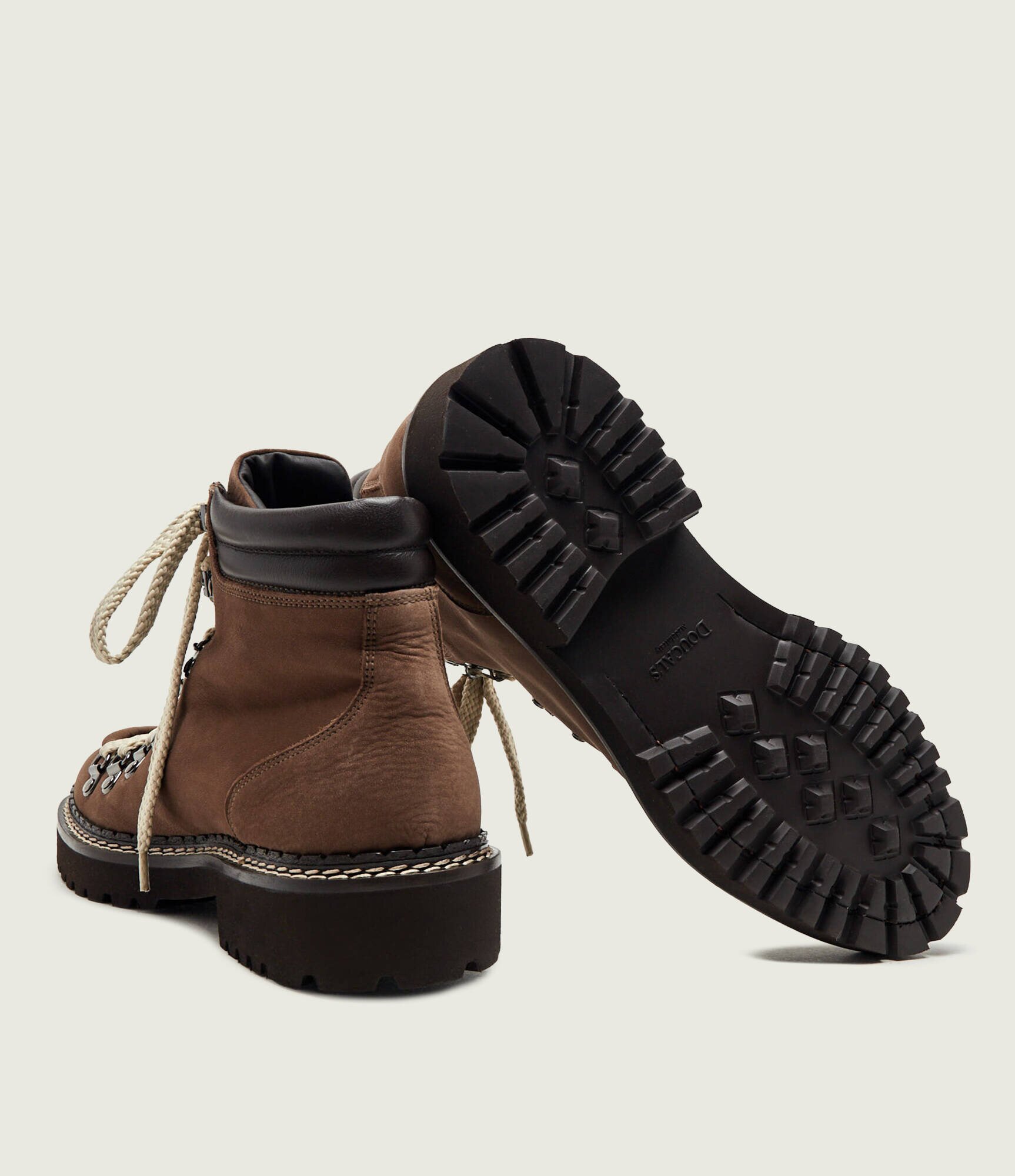 Doucal's De piele insulete
