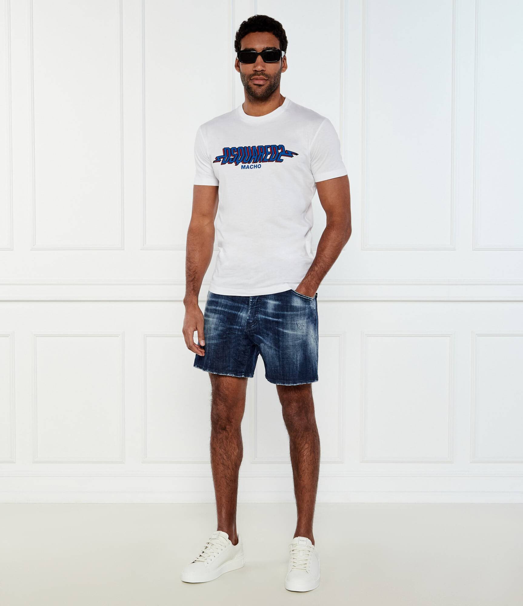 Dsquared2 De blugi pantaloni scurți BRO | Regular Fit
