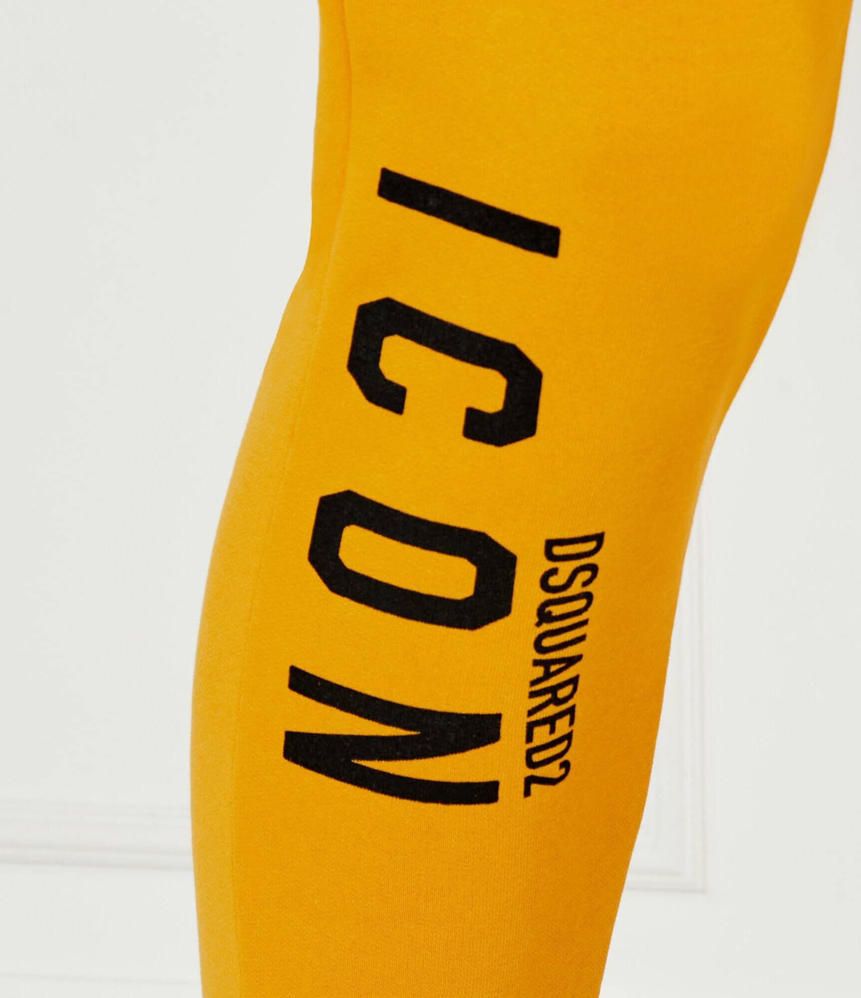 Dsquared2 Pantaloni de trening ICON SKI | Slim Fit