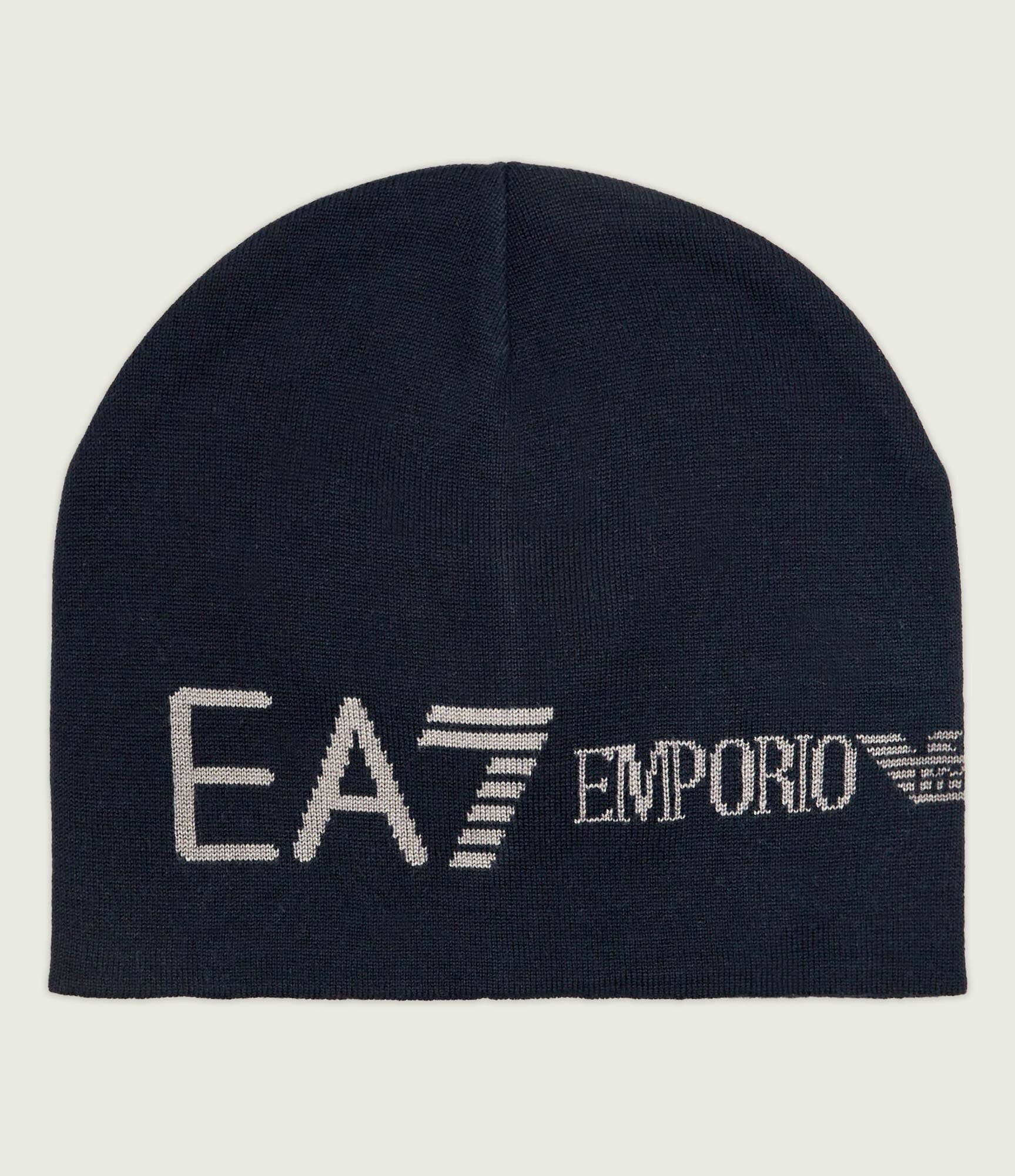 EA7 Căciulă