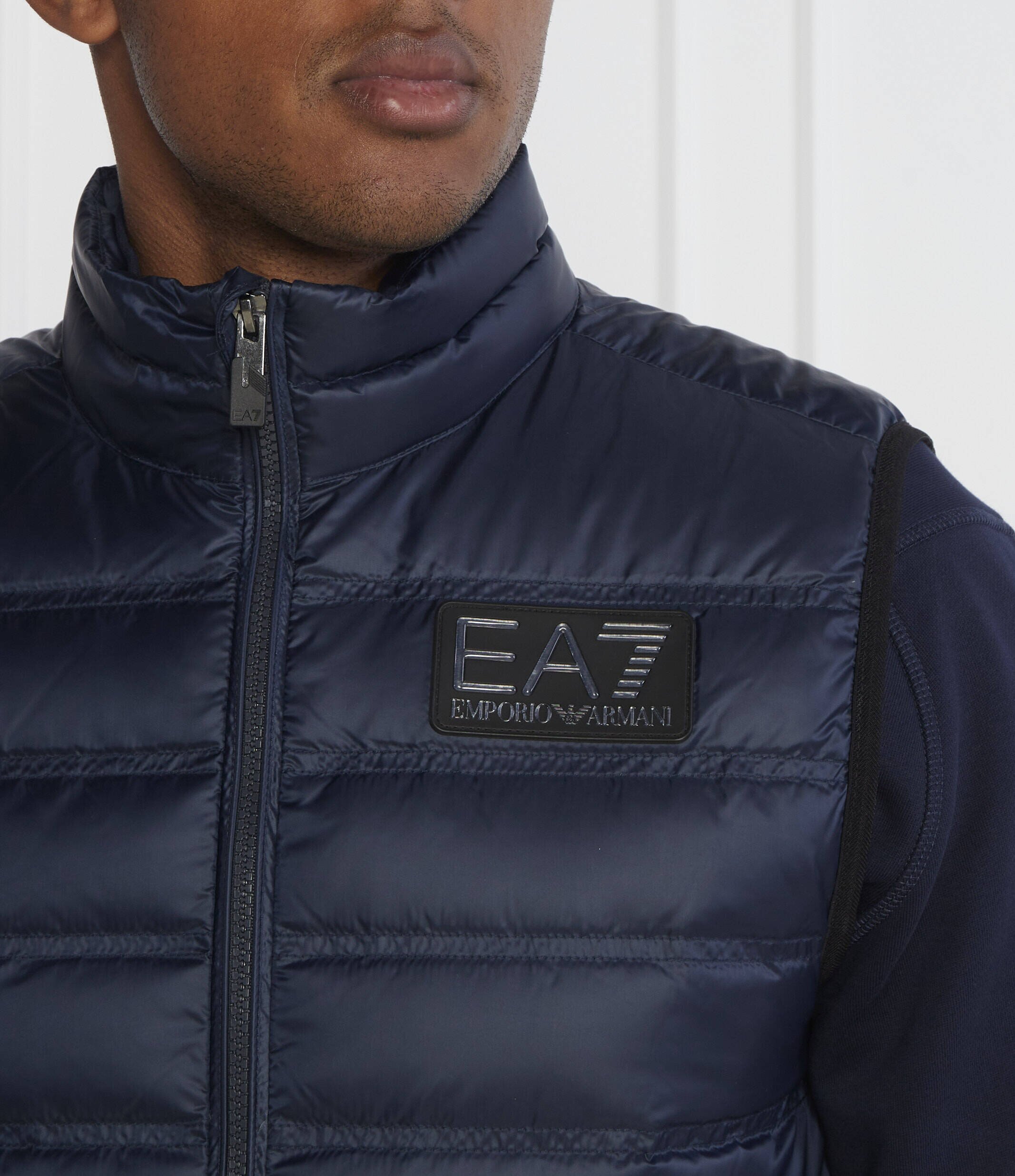 EA7 De puf vestă | Regular Fit