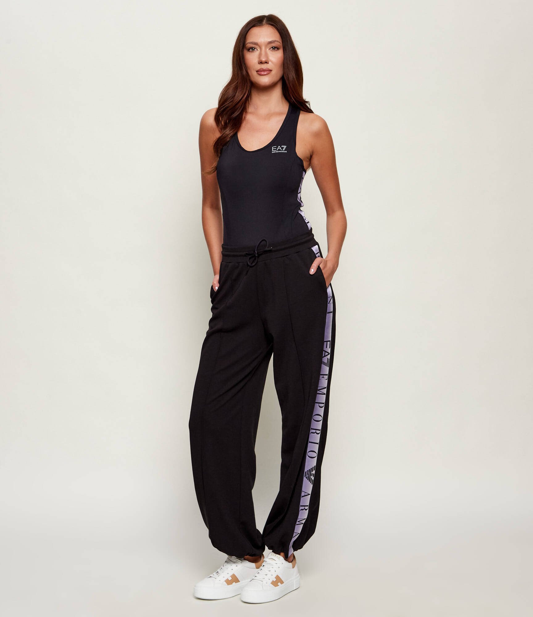 EA7 Pantaloni de trening | Boyfriend fit