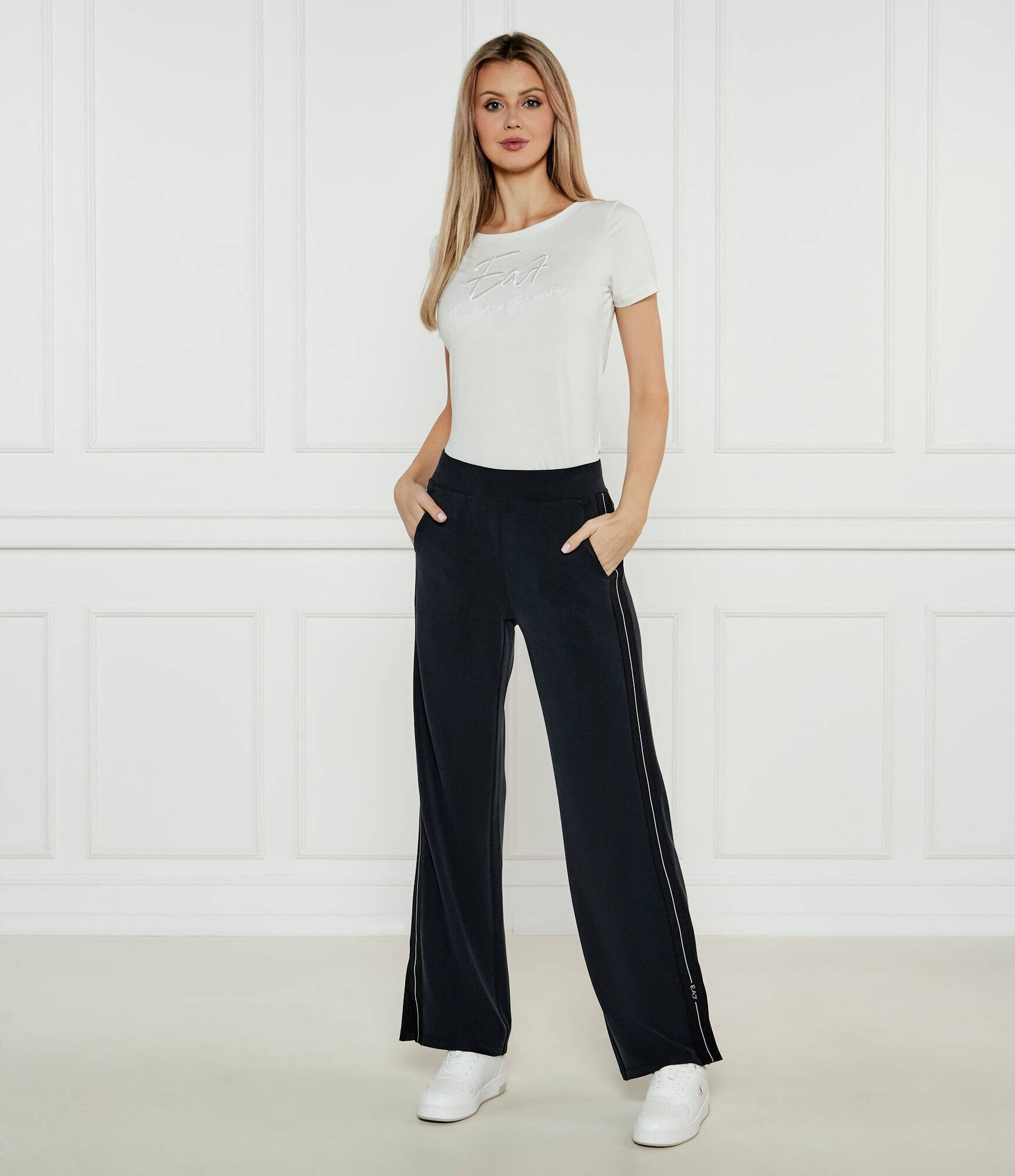 EA7 Pantaloni de trening | flare fit