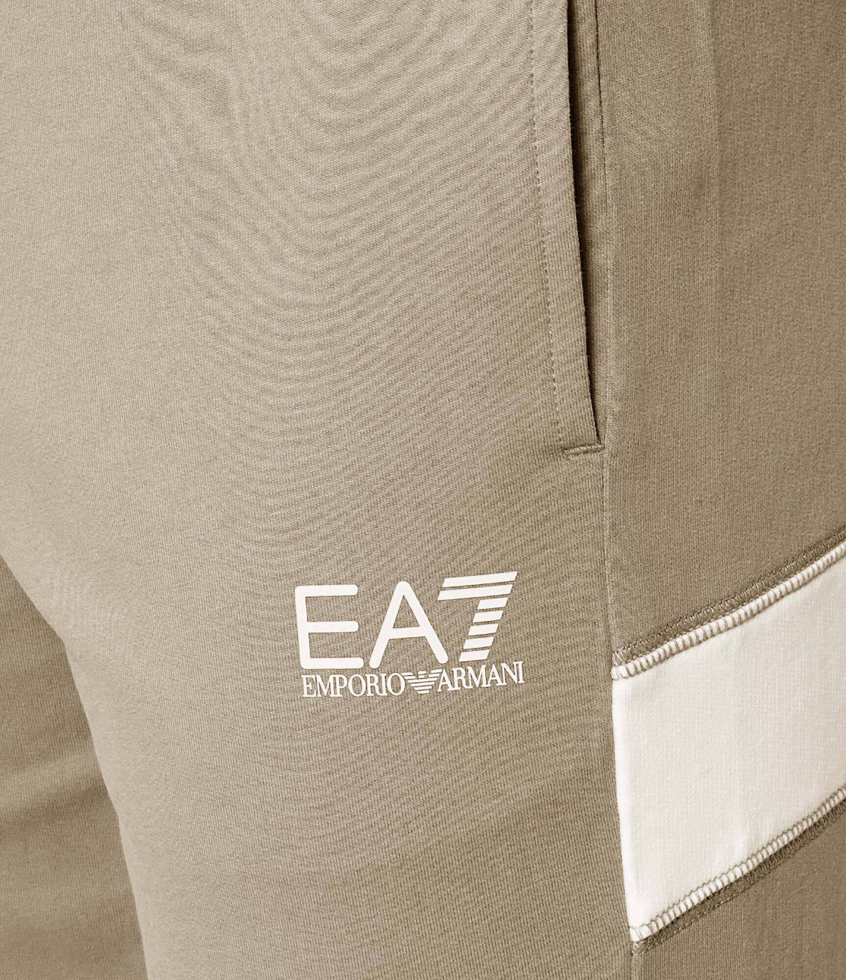 EA7 Pantaloni de trening | regular fit