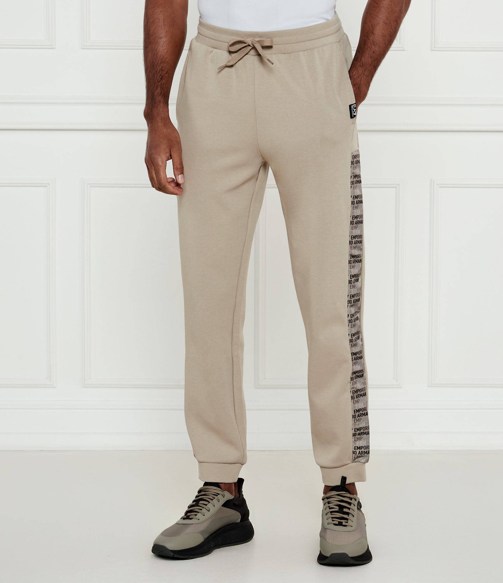 EA7 Pantaloni de trening | Regular Fit