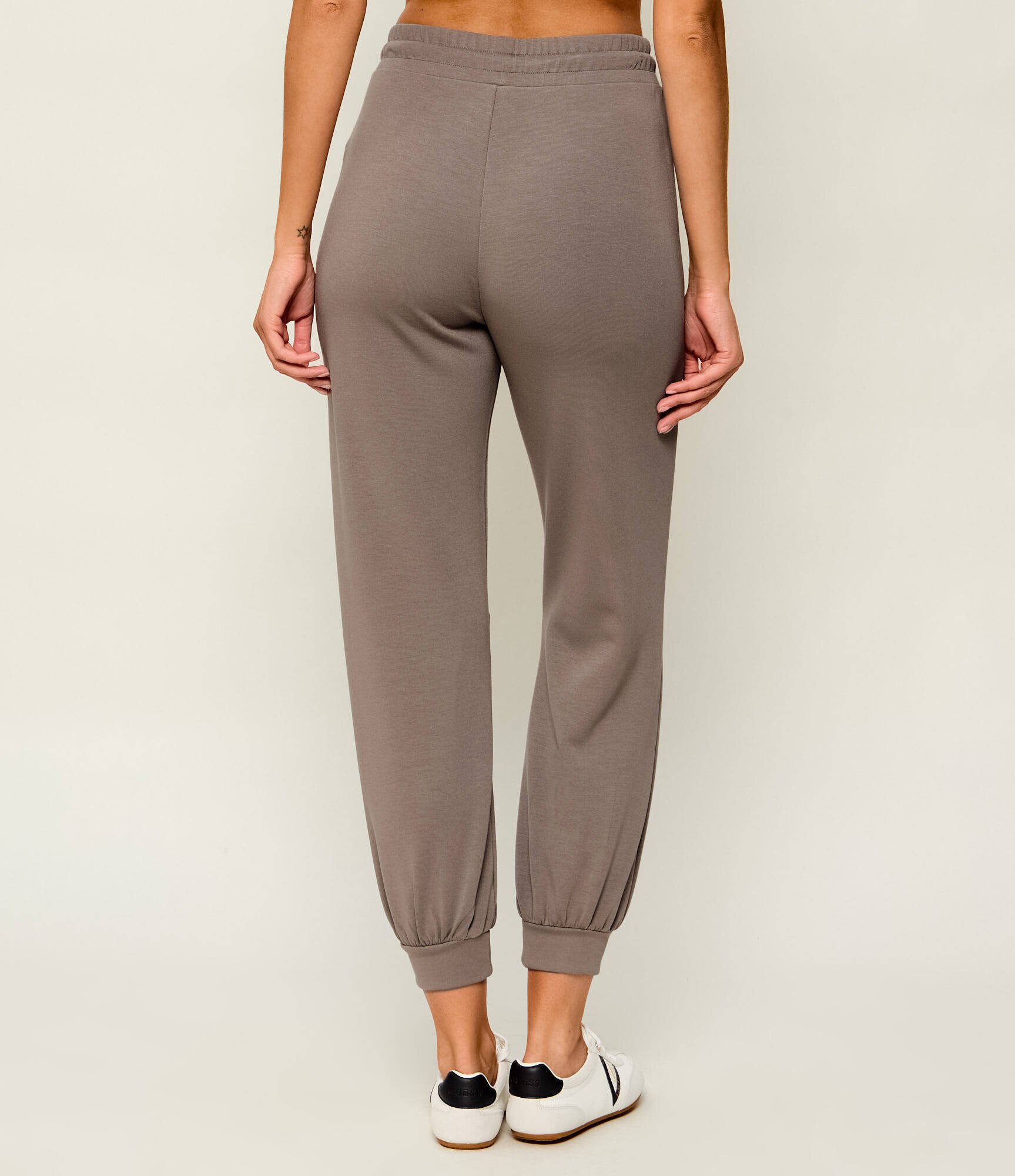EA7 Pantaloni de trening | Relaxed fit