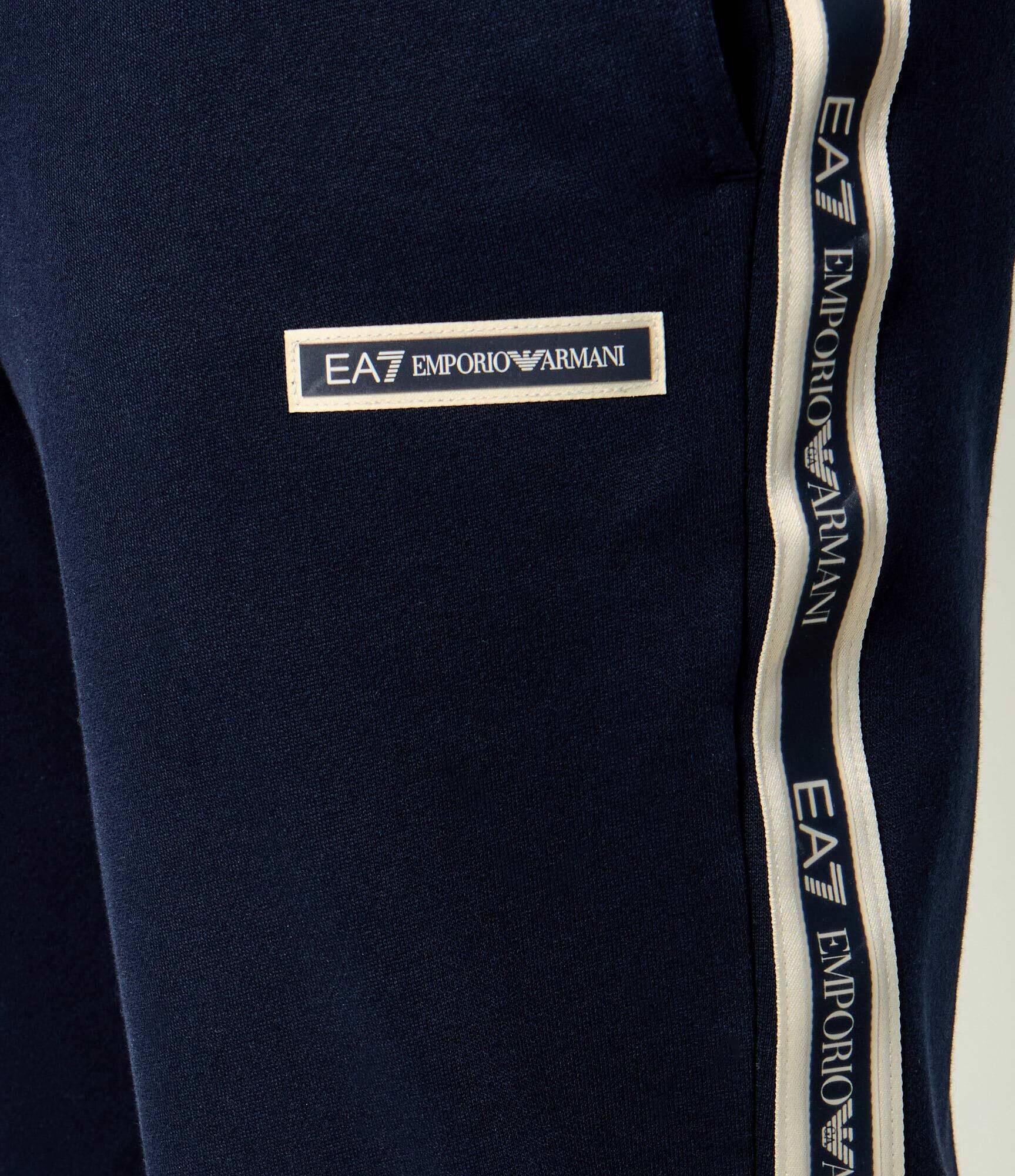 EA7 Pantaloni de trening | Slim Fit