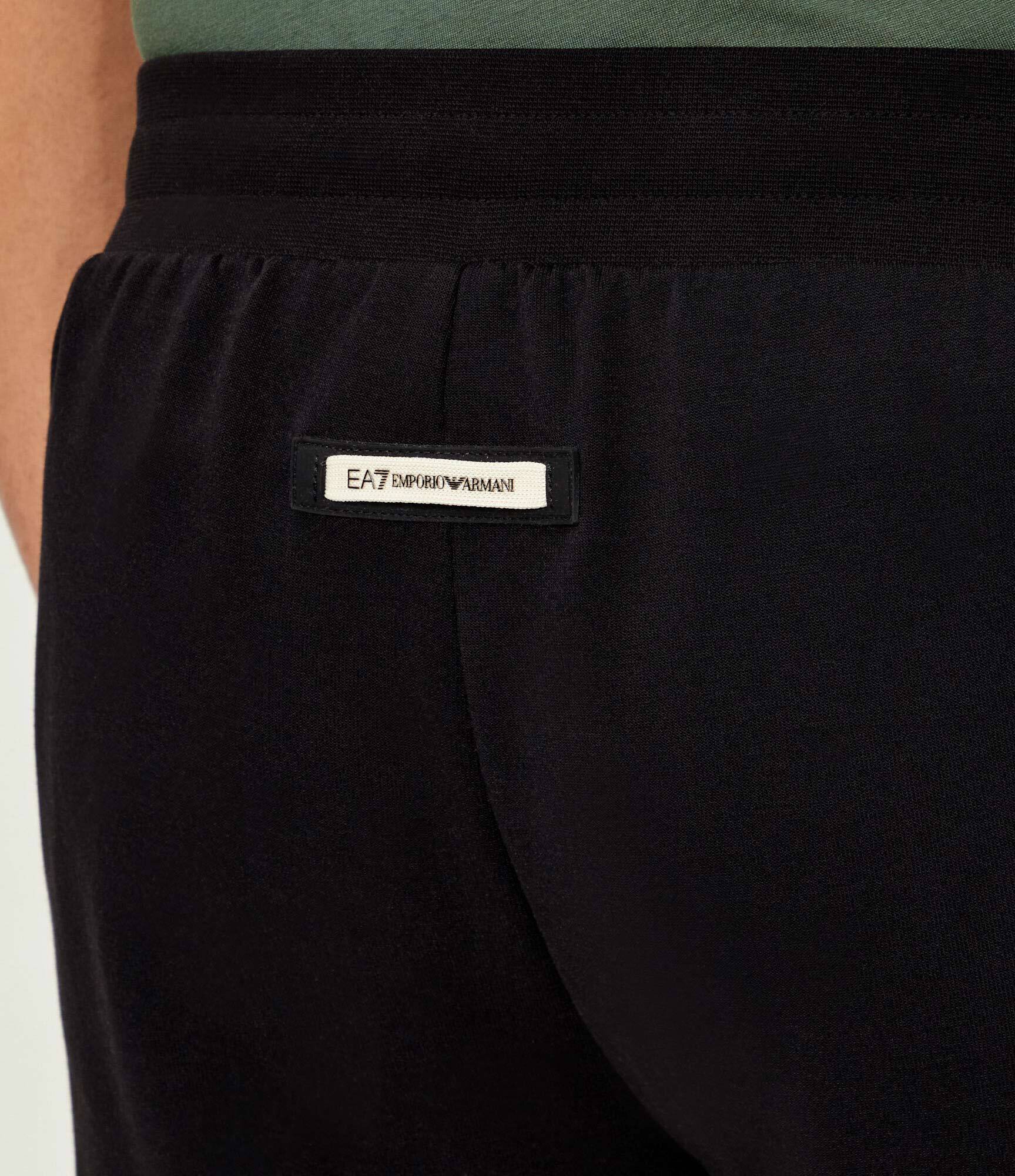 EA7 Pantaloni de trening | Slim Fit
