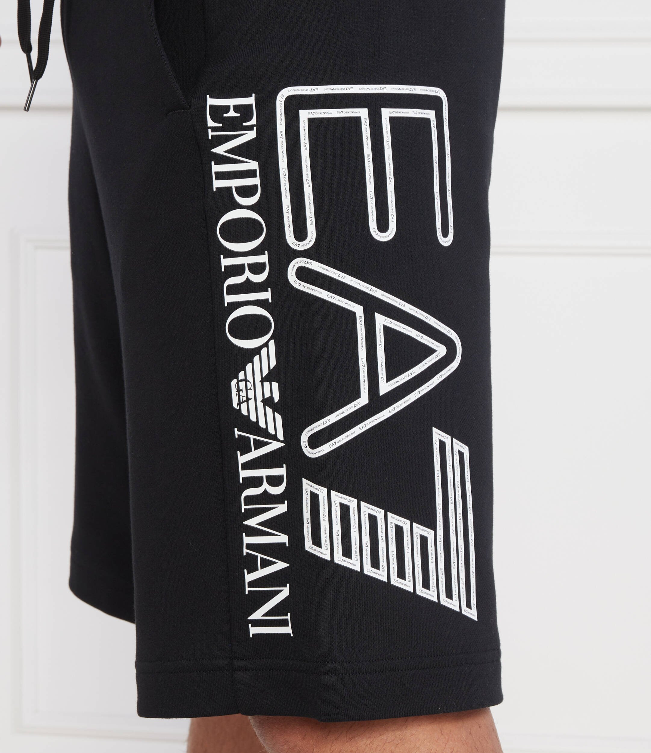 EA7 Pantaloni scurți BERMUDA | Regular Fit