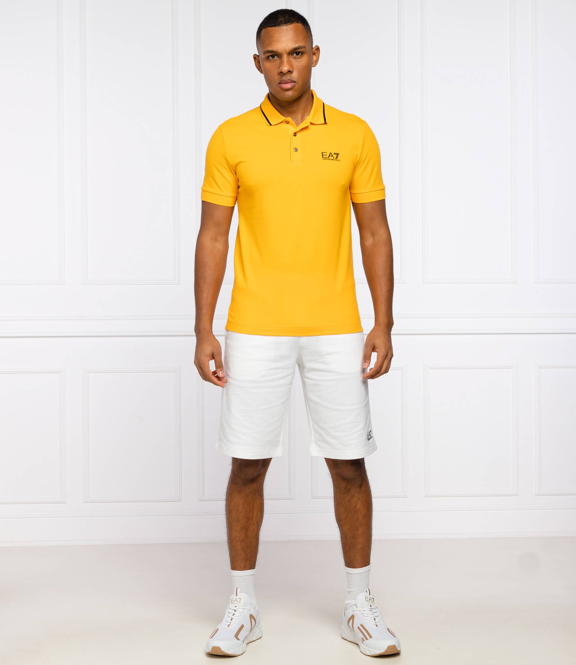 EA7 Pantaloni scurți | Loose fit