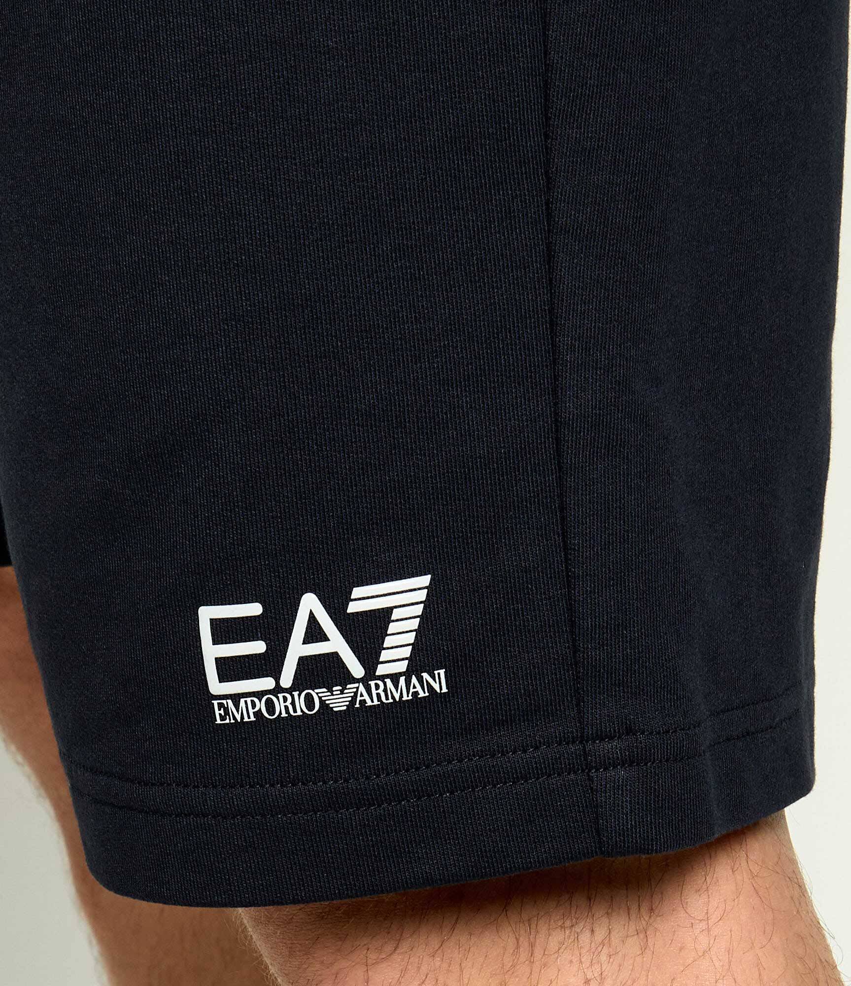 EA7 Pantaloni scurți | Loose fit