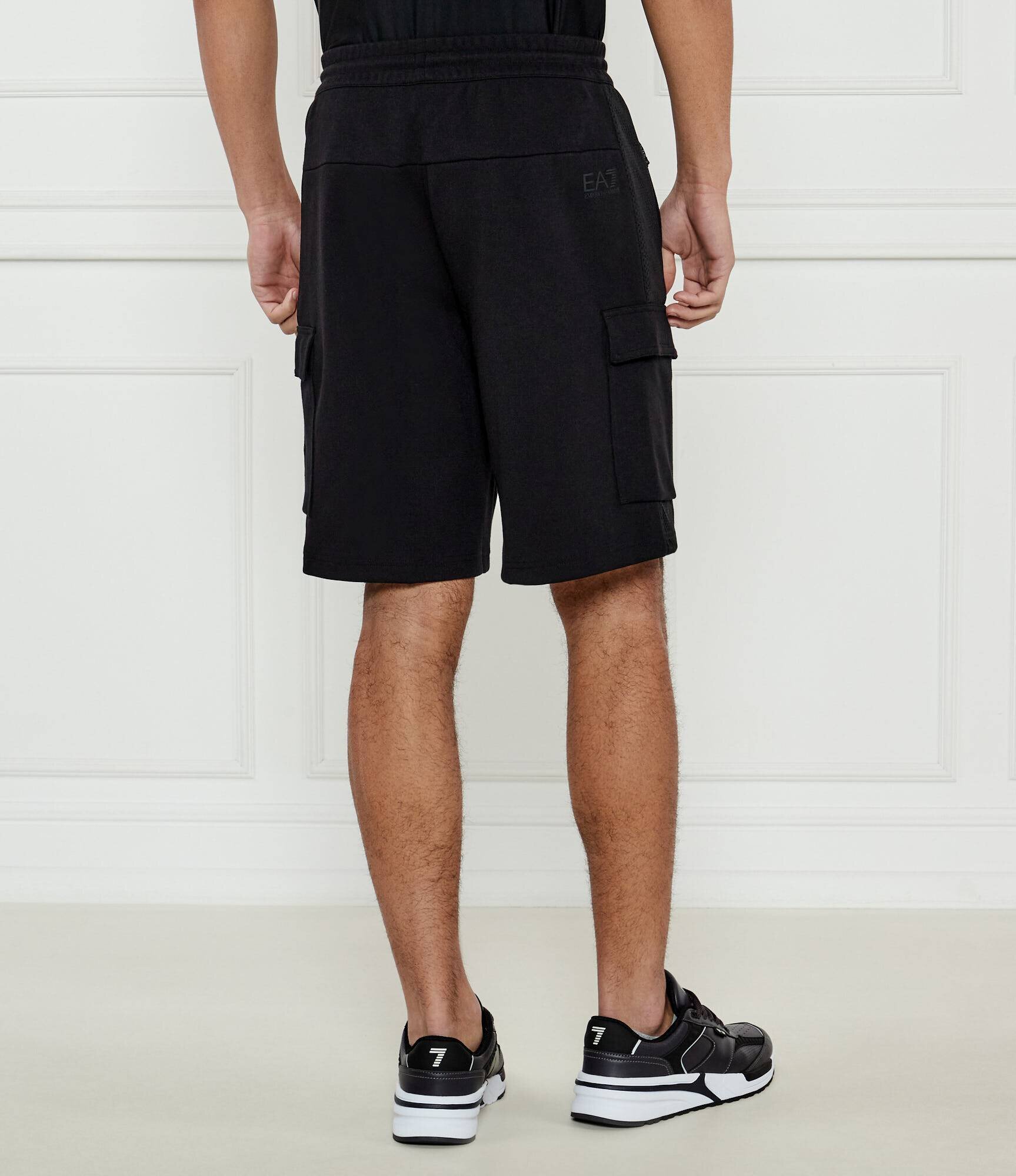 EA7 Pantaloni scurți | Modern fit