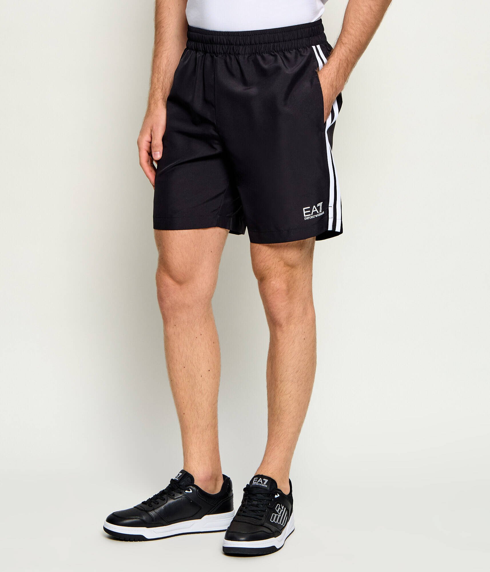 EA7 Pantaloni scurți | regular fit