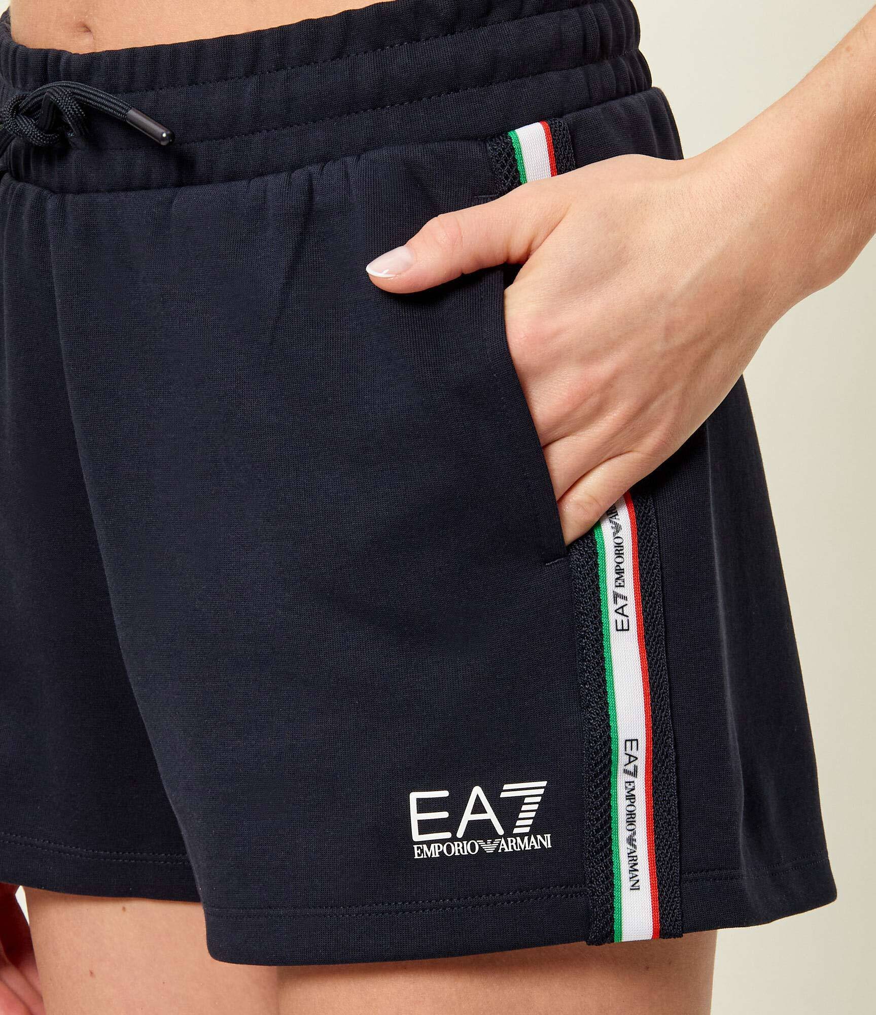 EA7 Pantaloni scurți | regular fit