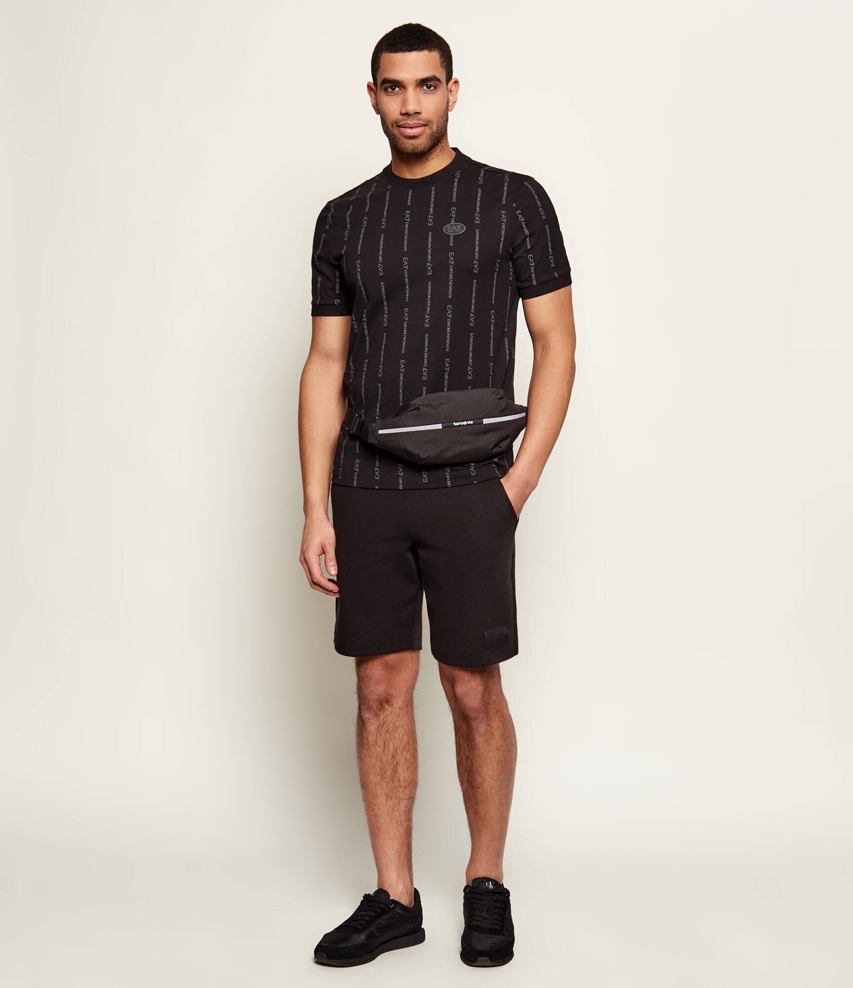 EA7 Pantaloni scurți | regular fit