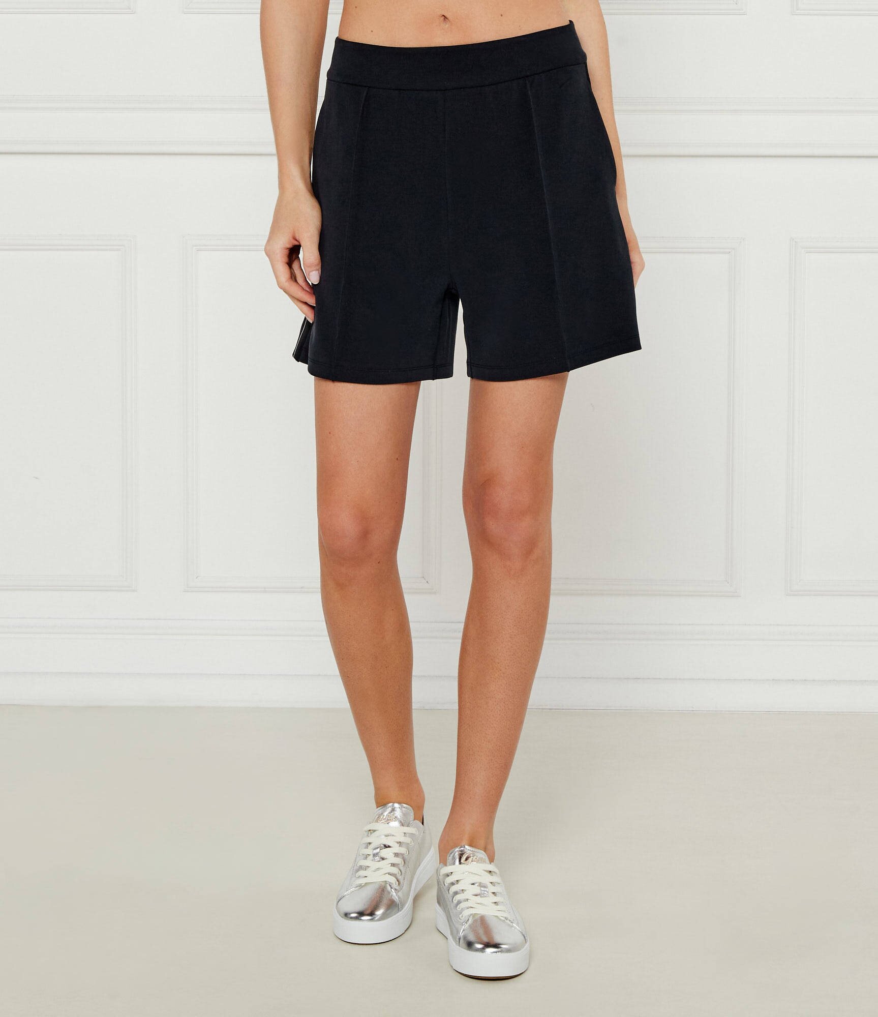 EA7 Pantaloni scurți | Regular Fit