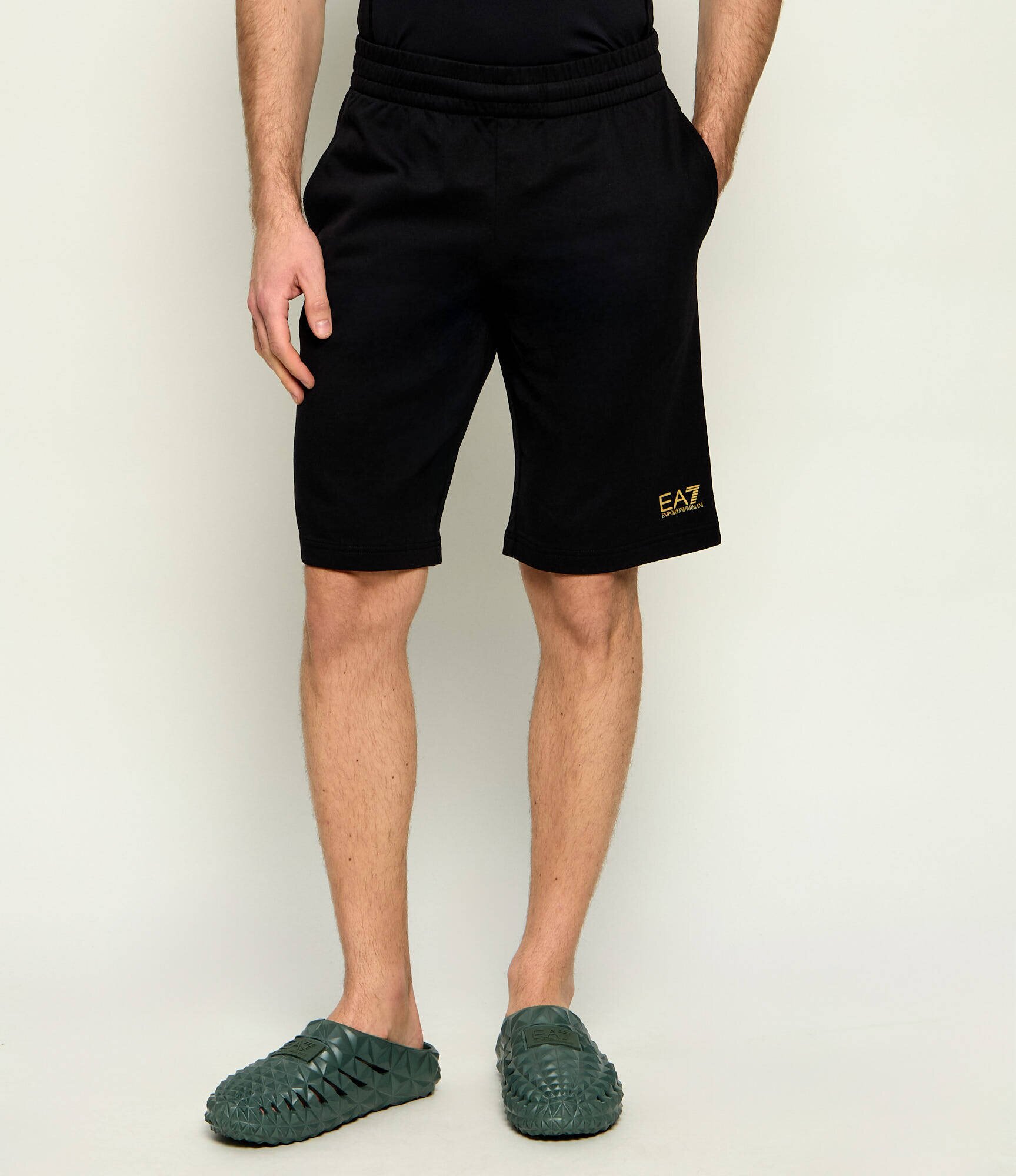 EA7 Pantaloni scurți | Regular Fit