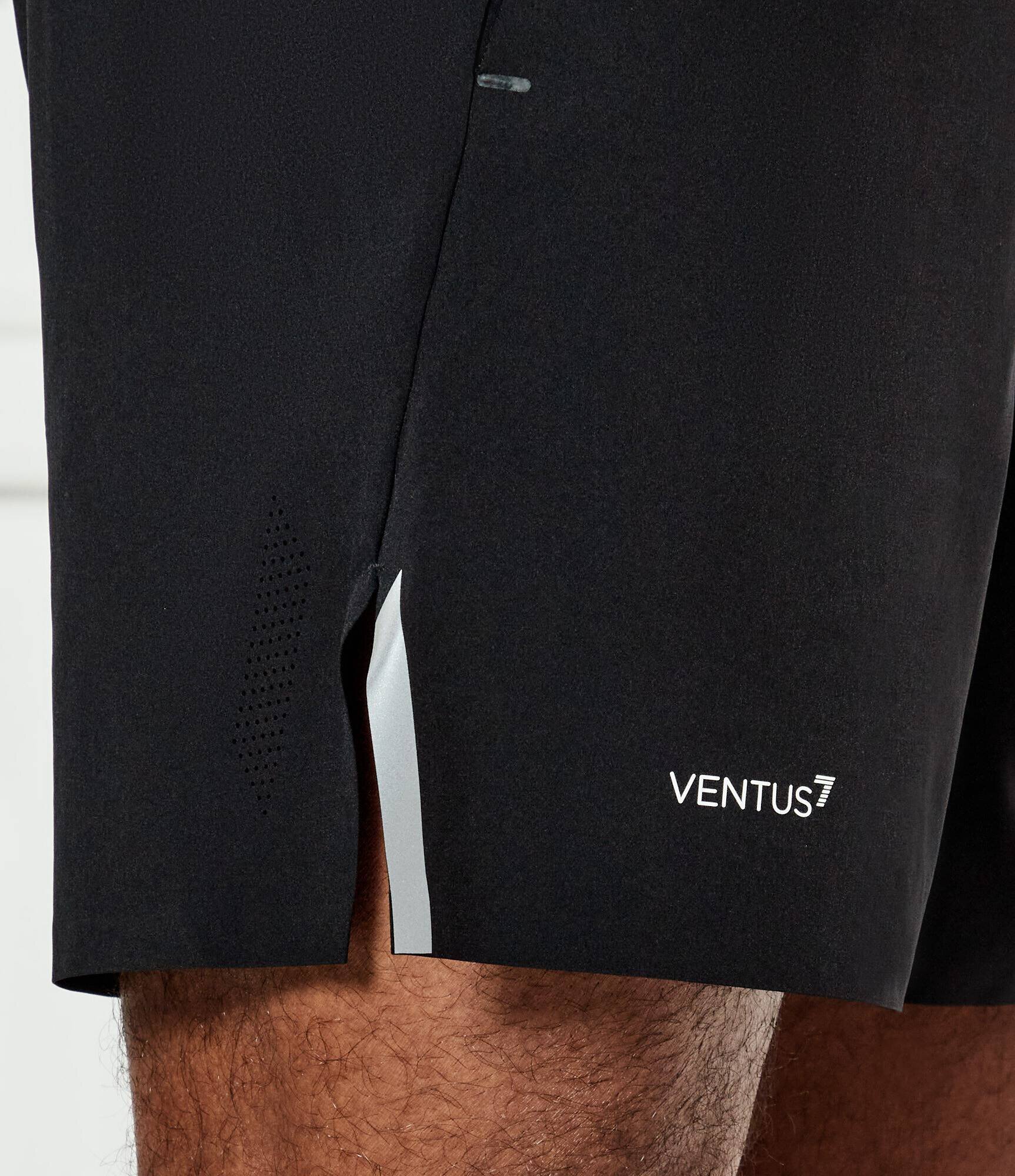 EA7 Pantaloni scurți | Regular Fit