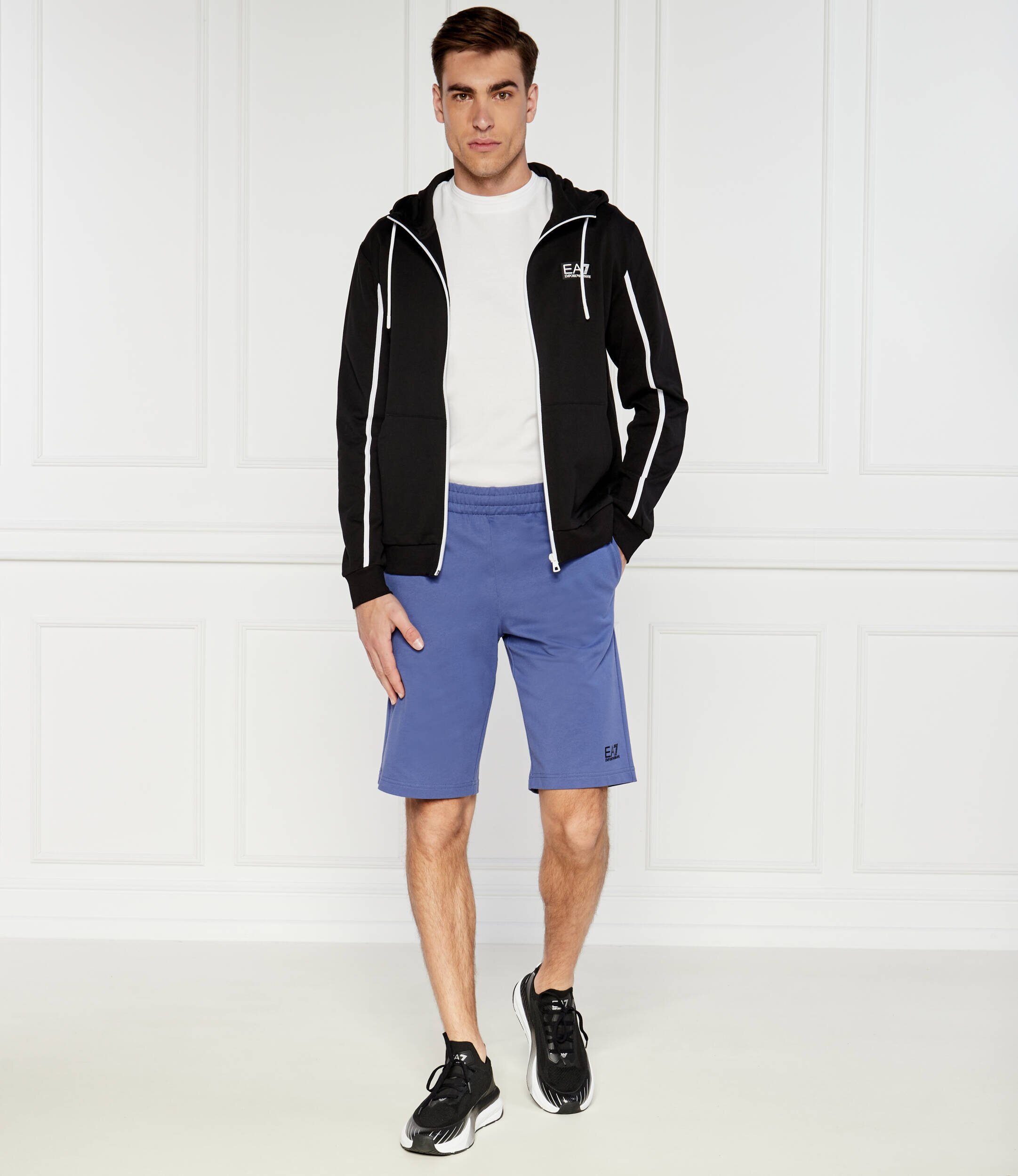 EA7 Pantaloni scurți | Regular Fit