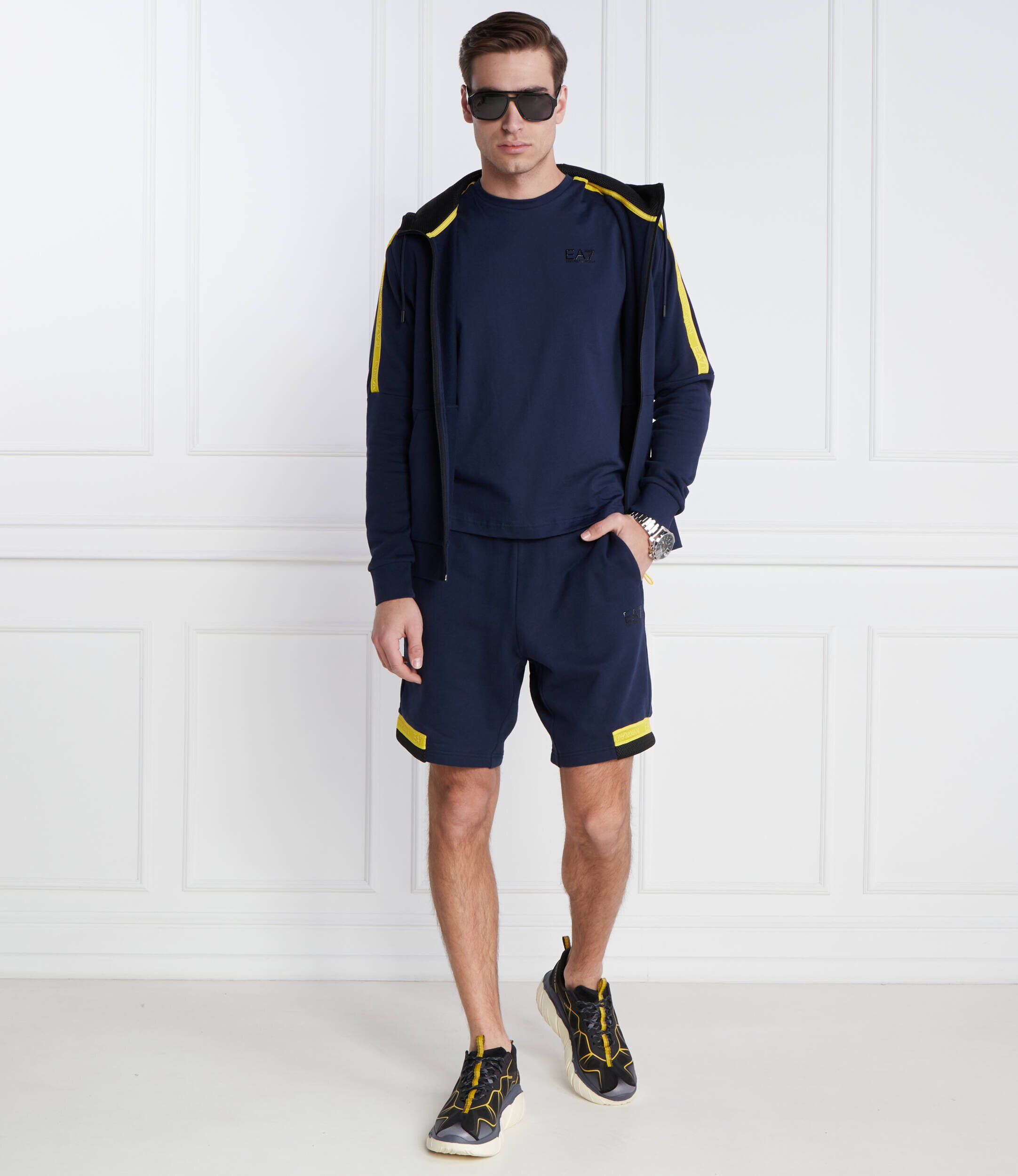 EA7 Pantaloni scurți | Regular Fit