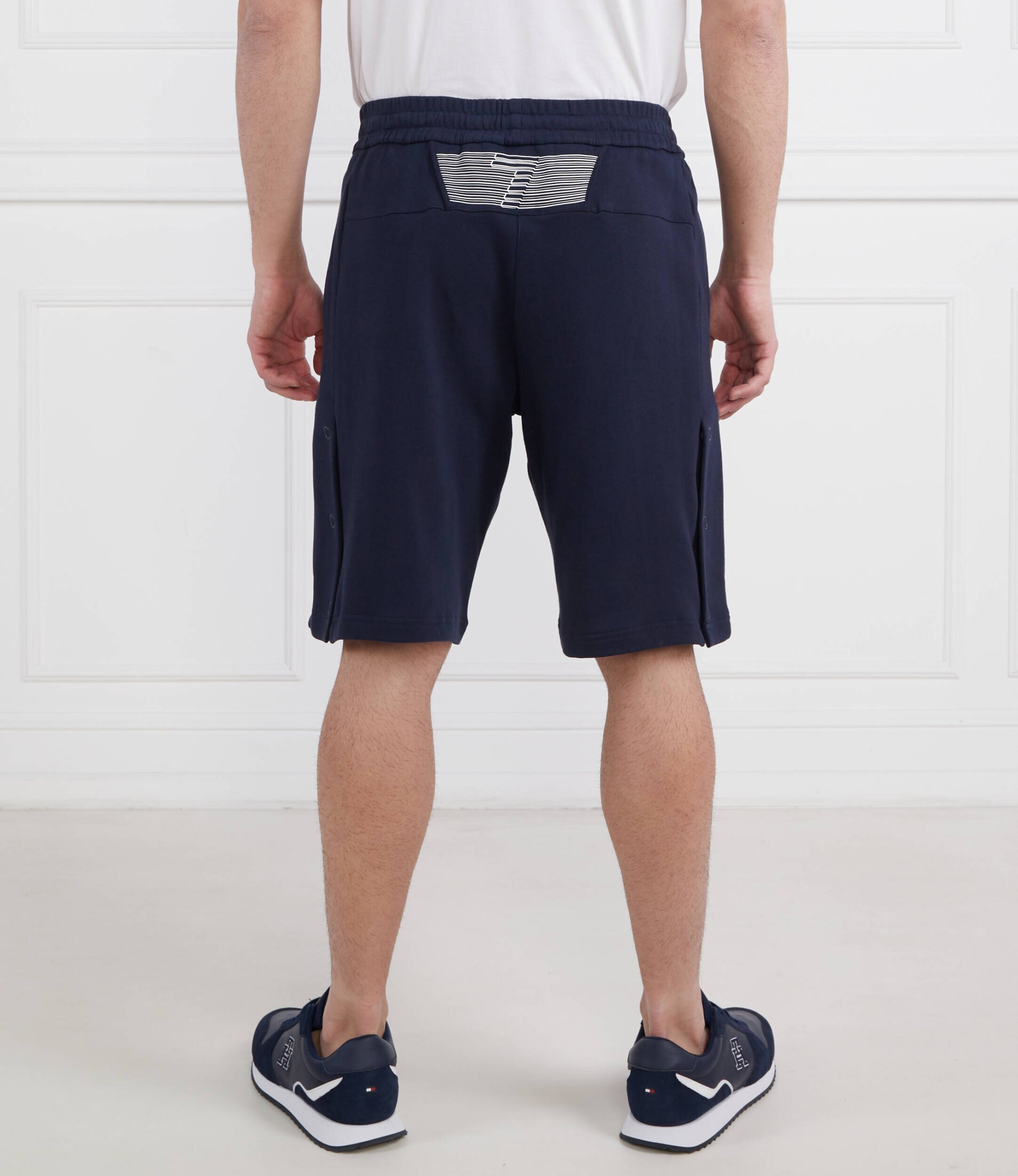 EA7 Pantaloni scurți | Regular Fit
