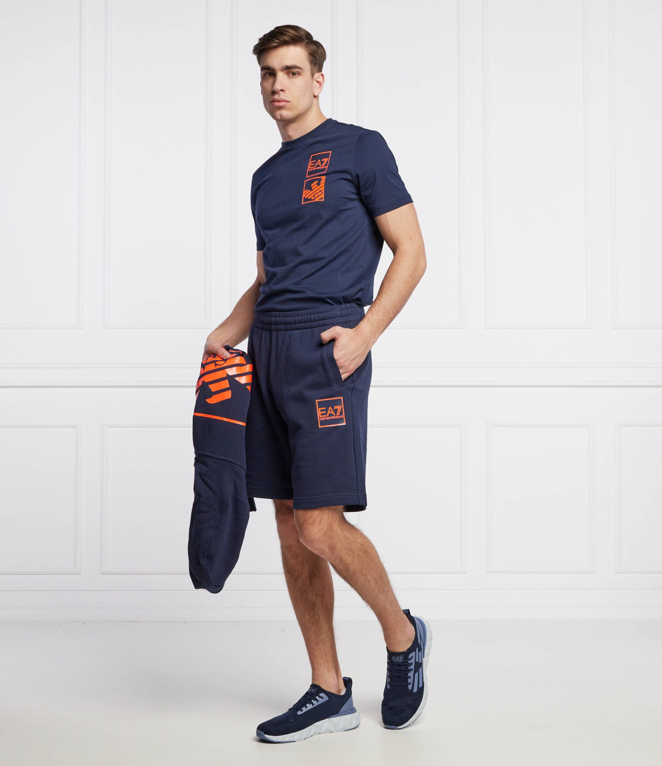 EA7 Pantaloni scurți | Regular Fit