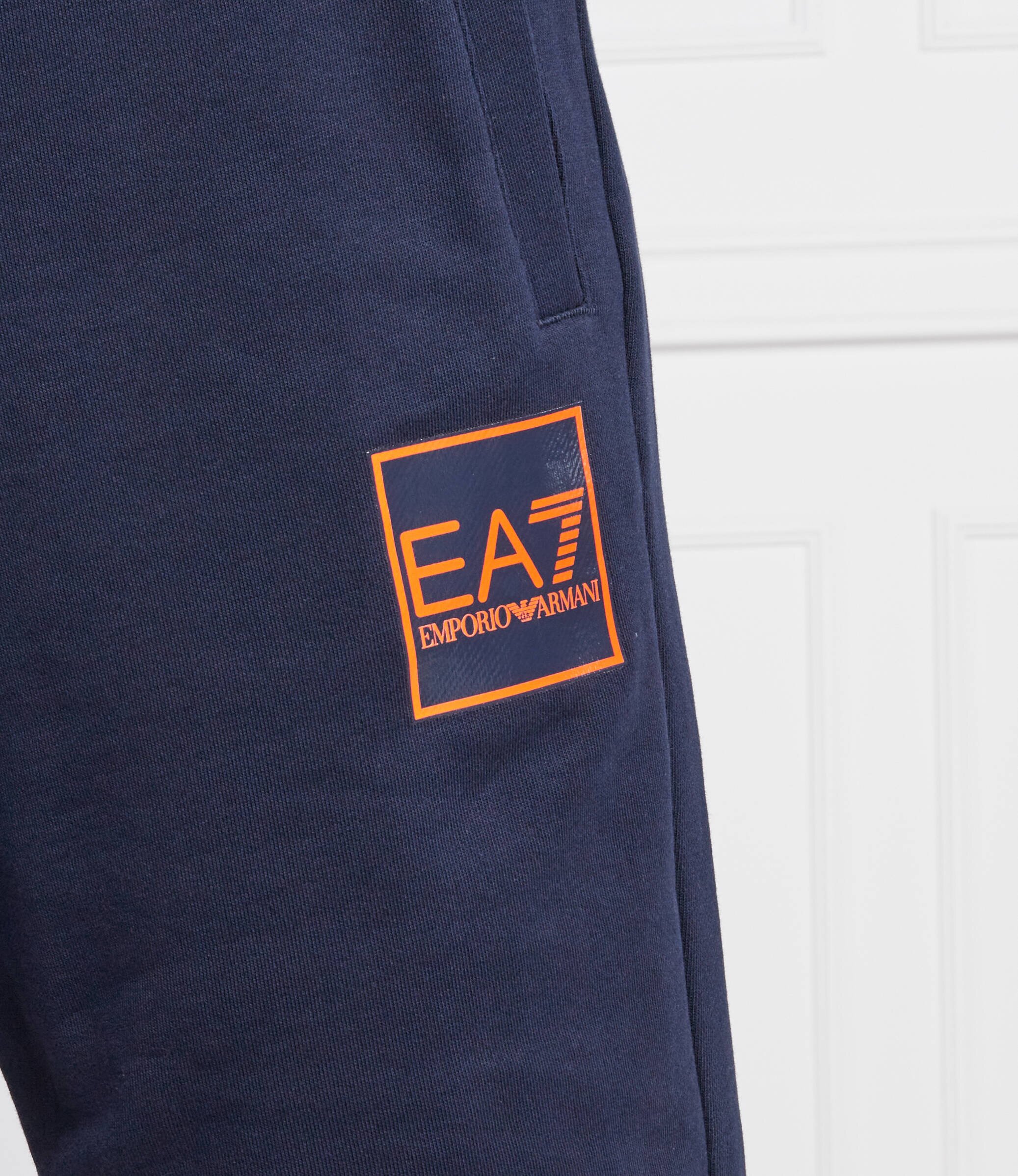 EA7 Pantaloni scurți | Regular Fit