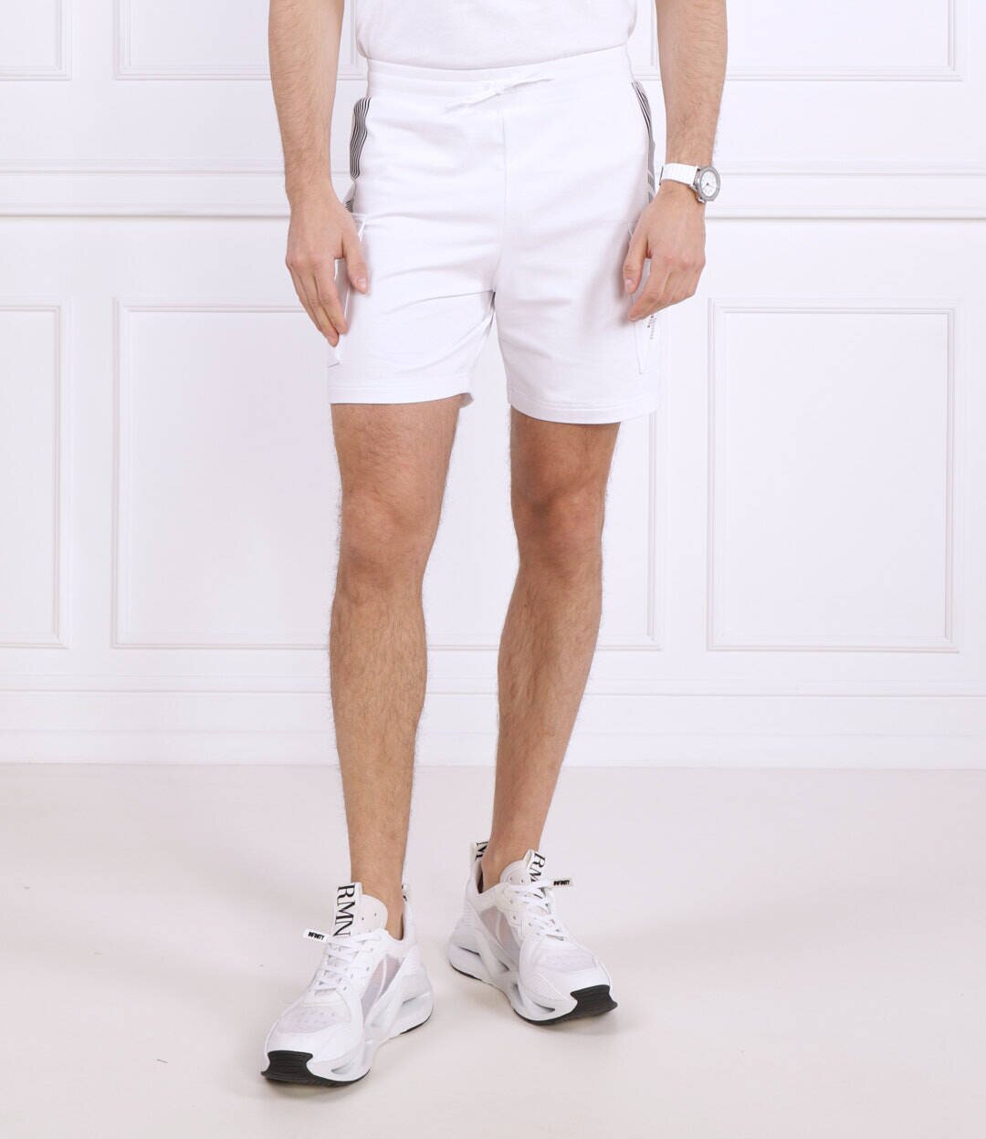 EA7 Pantaloni scurți | Regular Fit