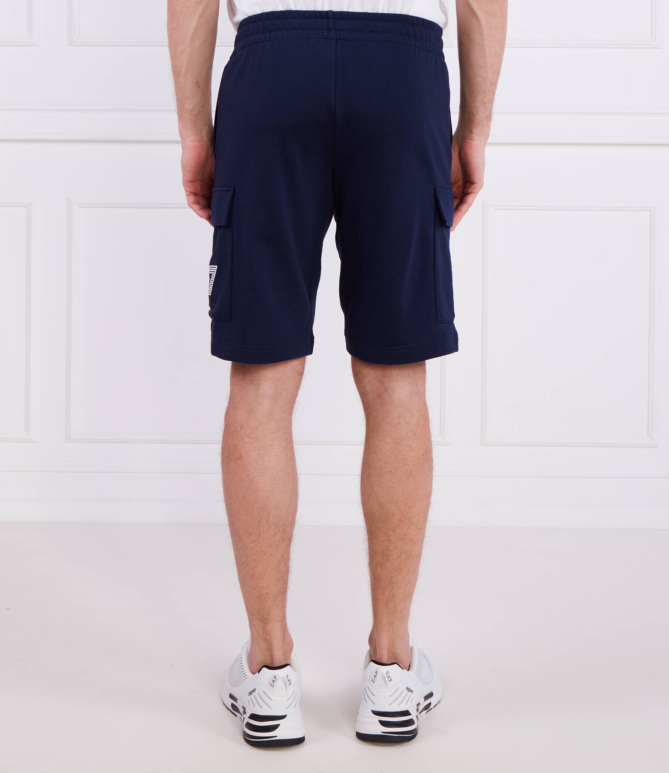EA7 Pantaloni scurți | Relaxed fit