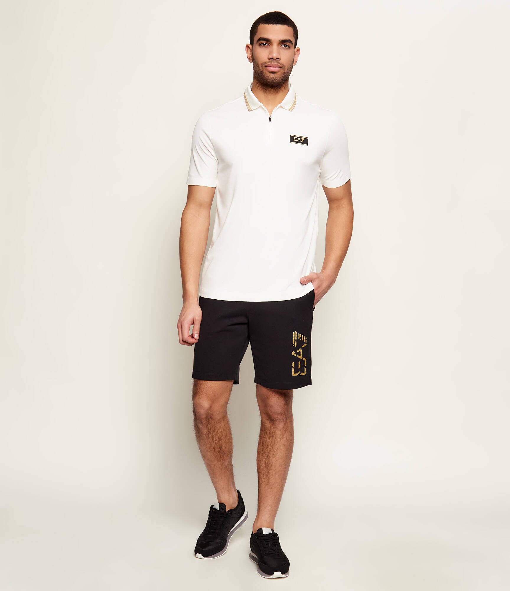 EA7 Pantaloni scurți | Slim Fit