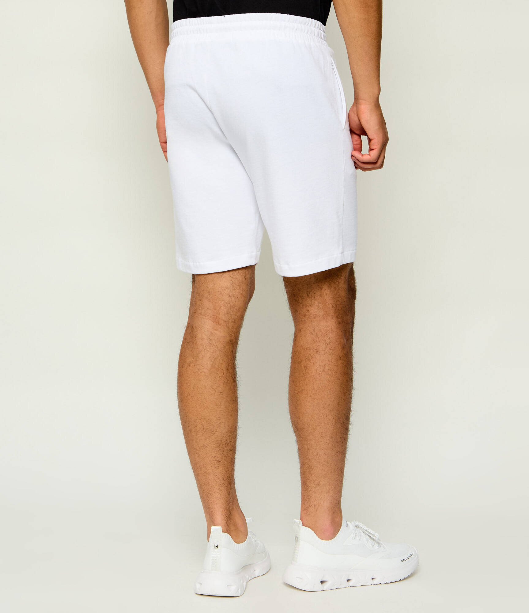 EA7 Pantaloni scurți | Slim Fit