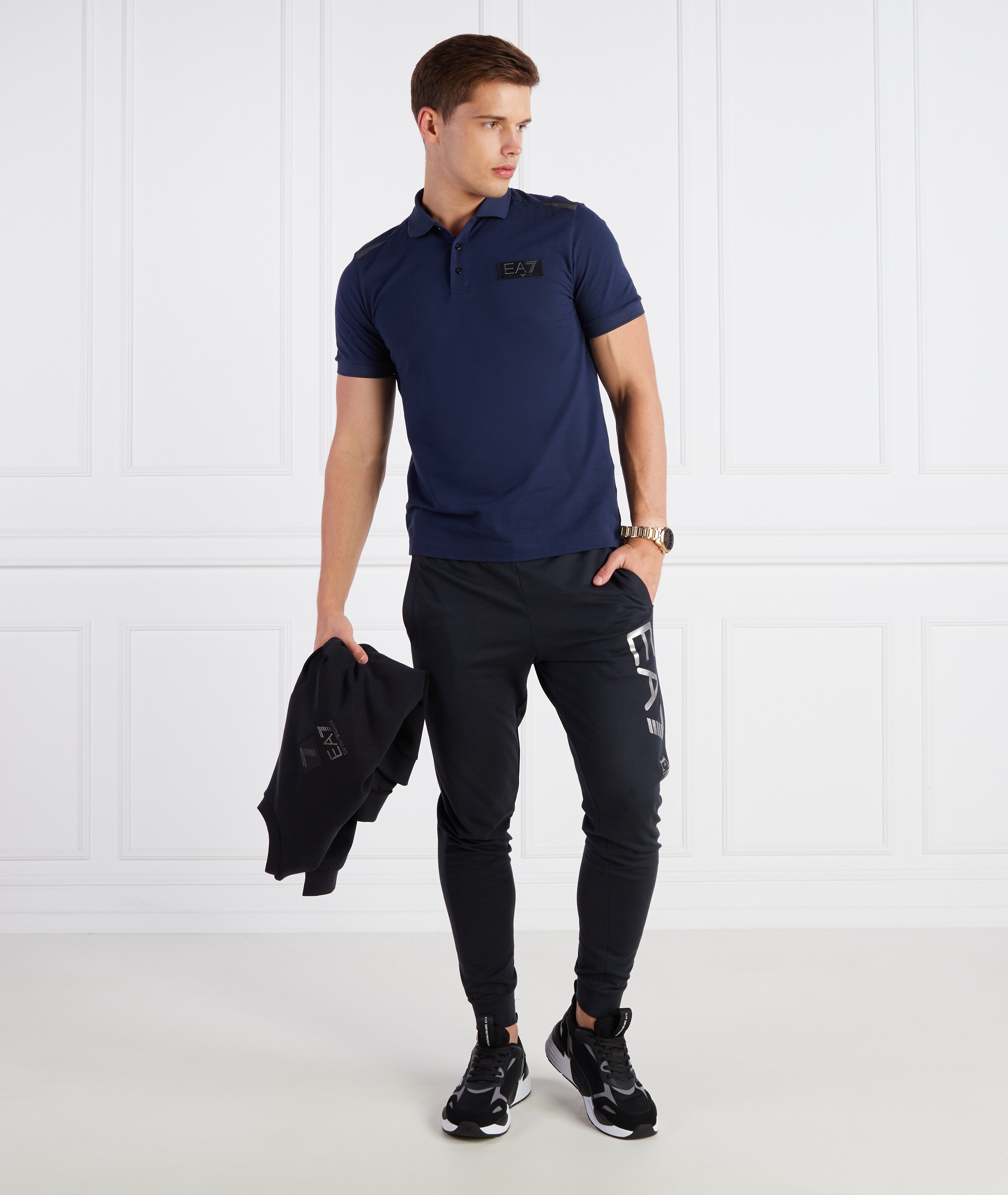 EA7 pantaloni treningowe | regular fit