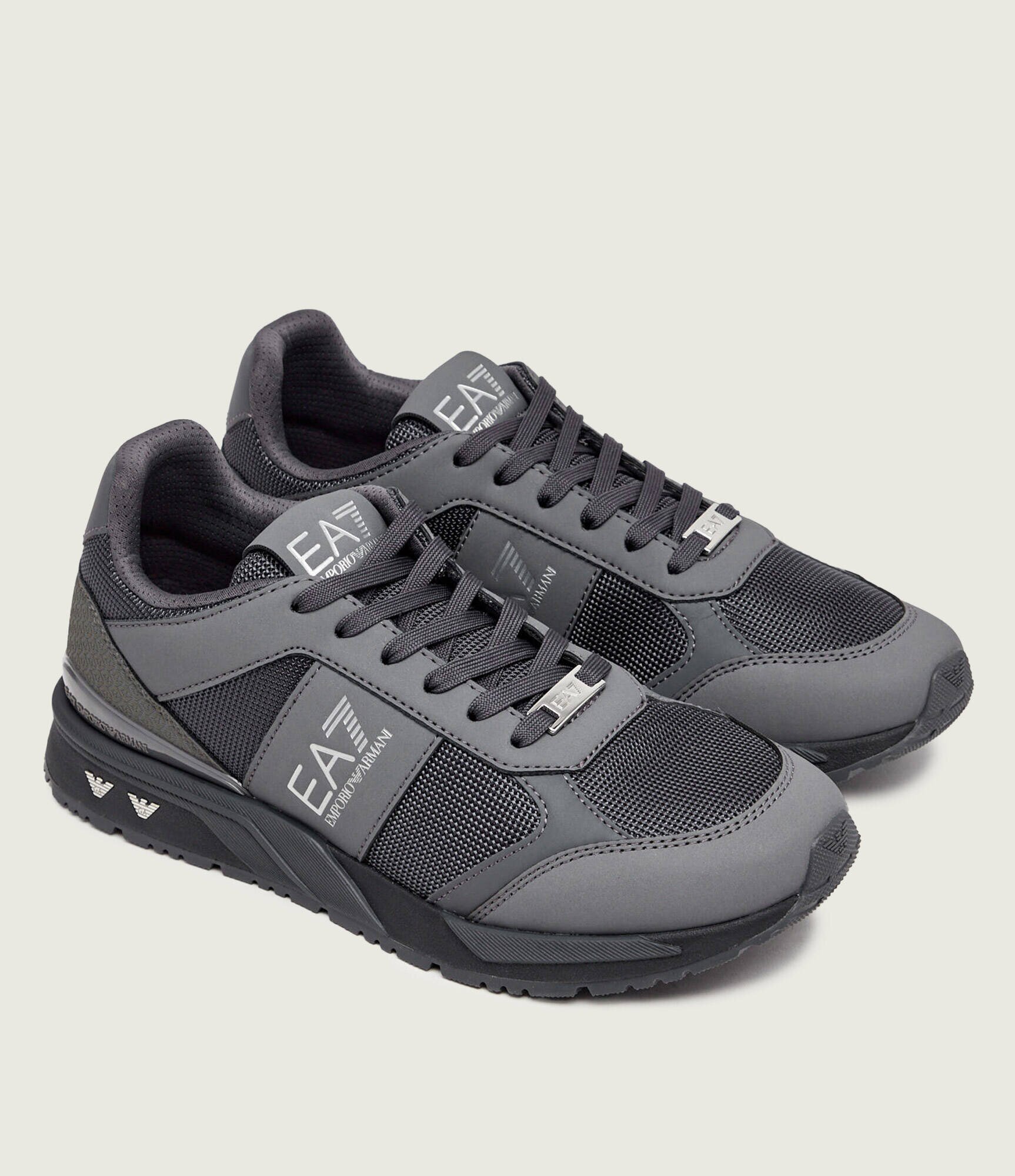 EA7 Sneakers