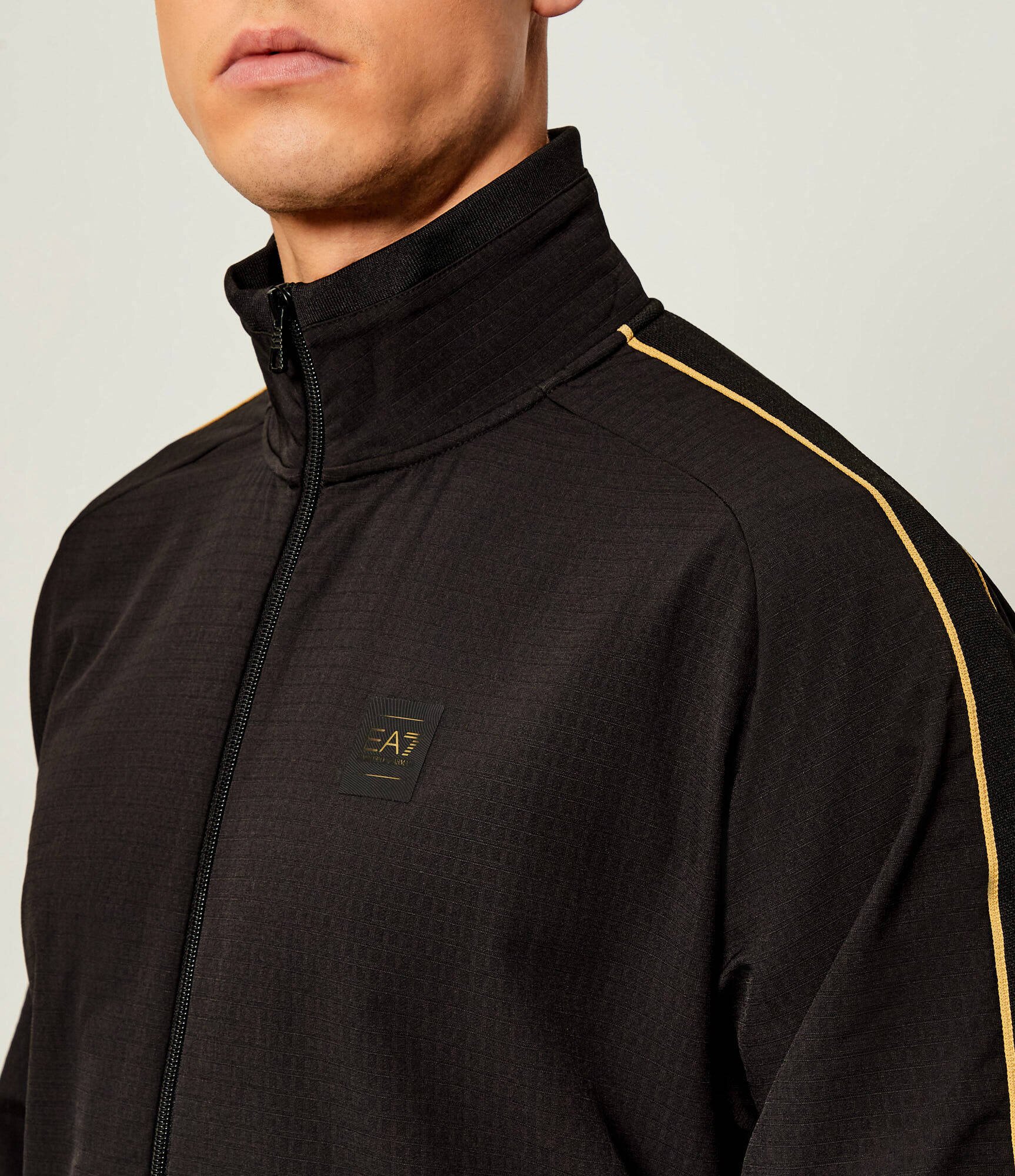 EA7 Trening | Modern fit