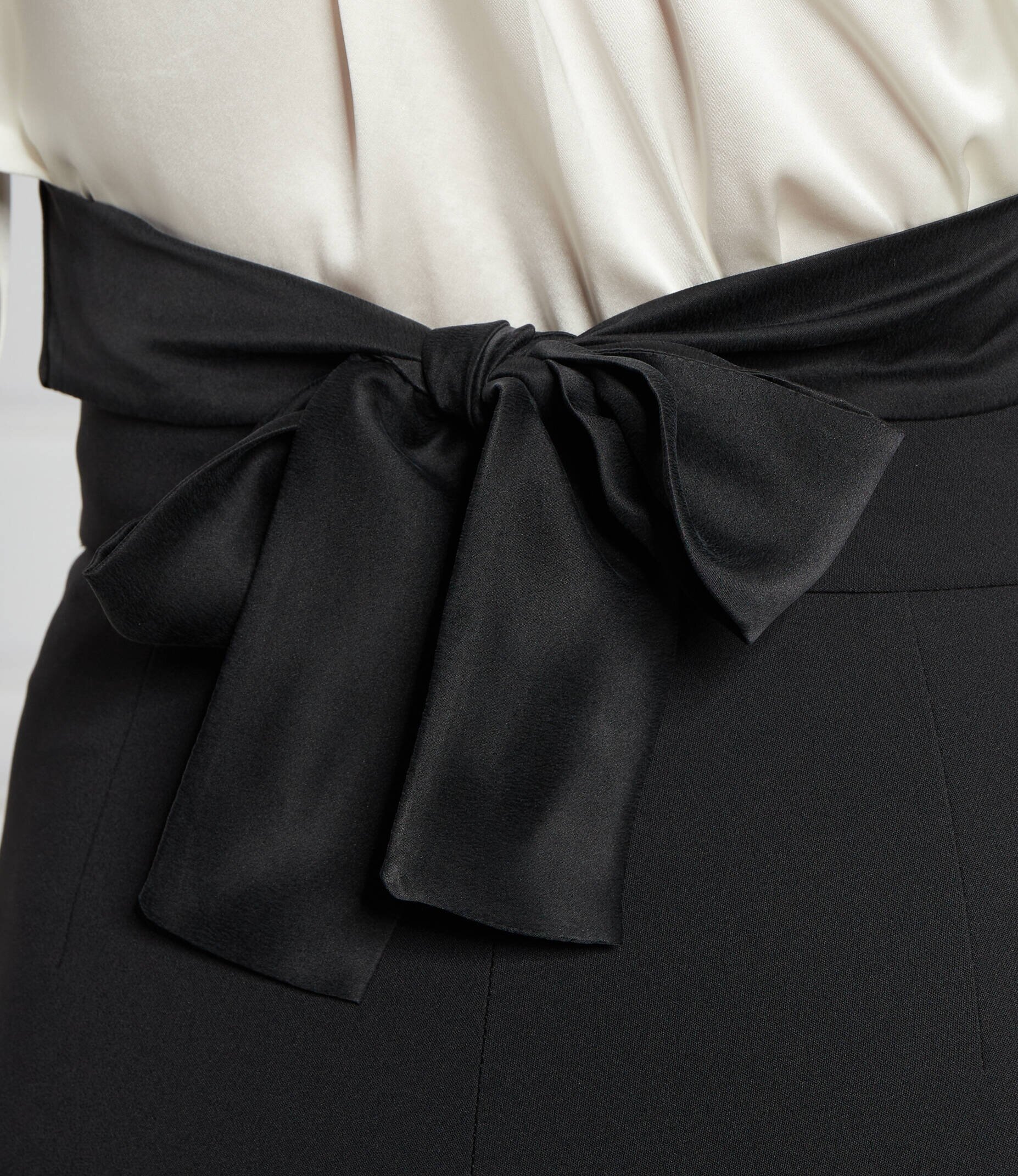 Elisabetta Franchi De satin vestă | Regular Fit